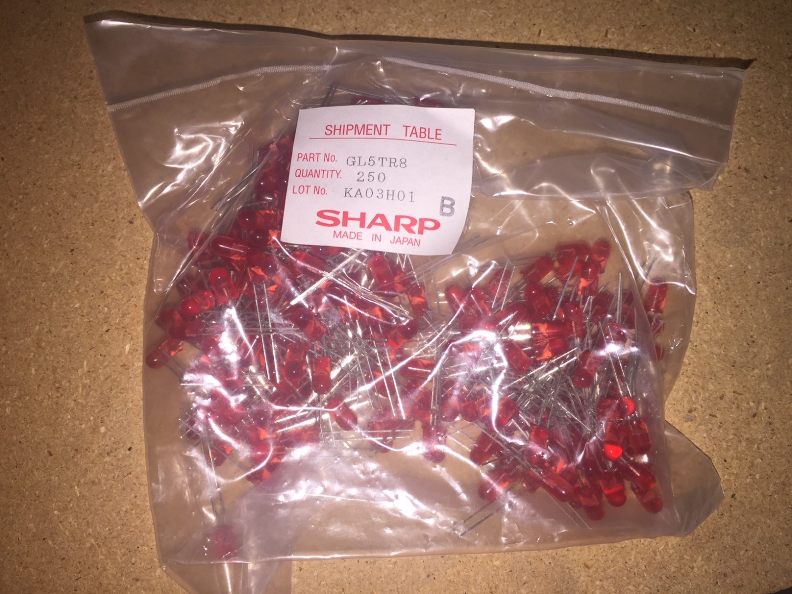 250 PIECE LOT, GL5TR8, SHARP T-1 3/4 SINGLE COLOR LED, HIGH LUMINOSITY RED, 5 mm