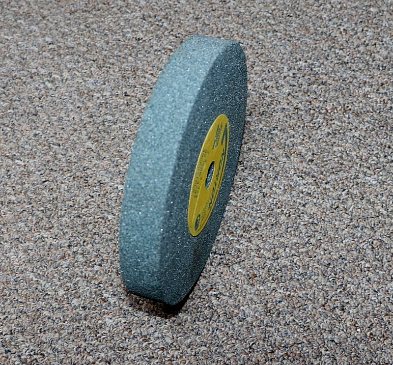 NORTON GRINDING WHEEL 7 x 1 x 3/4″ No. 39C60-18VK-OPEN STOCK