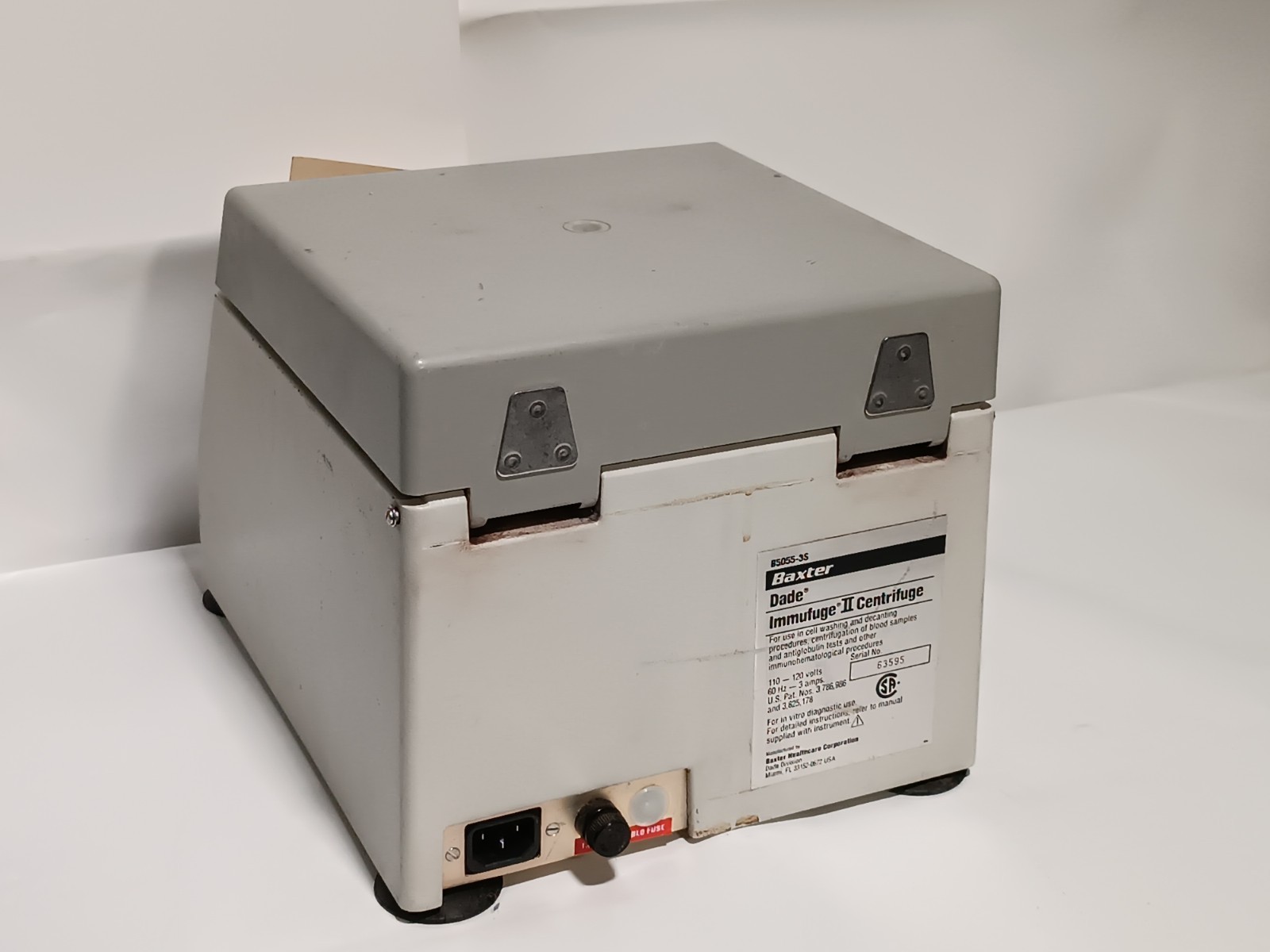 Baxter B5055-3S Dade Immufuge II blood sample Centrifuge, 110-120V, 60Hz, 3Amps