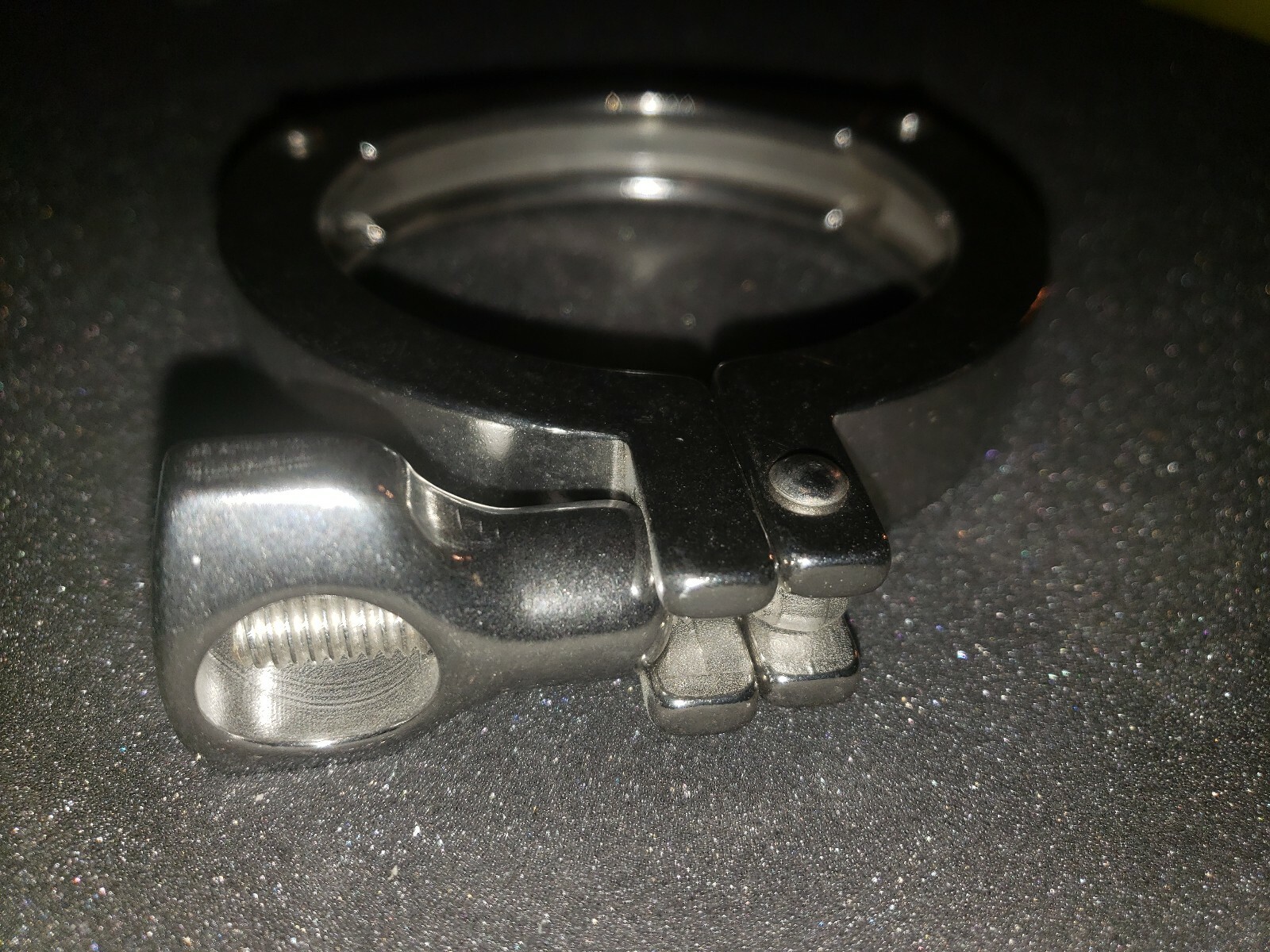 TRI-CLOVER T304 SS Segment Clamp, 3-Piece, For T: 4″ – 13MHHS4.0 Heavy Duty