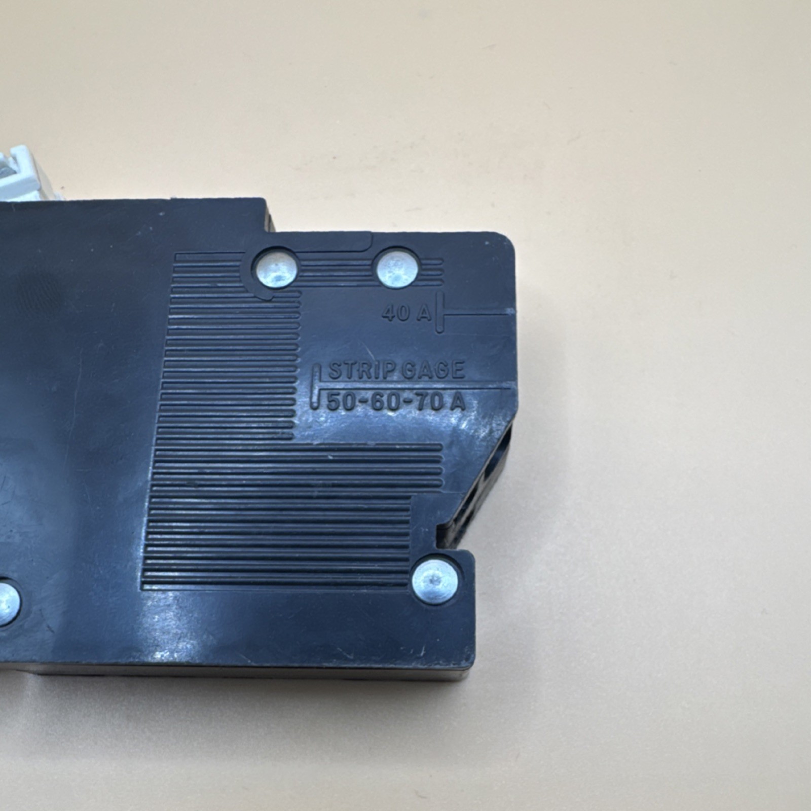 Cutler-Hammer RC3860 60A 2-Pole Circuit Breaker 201-250V Type C