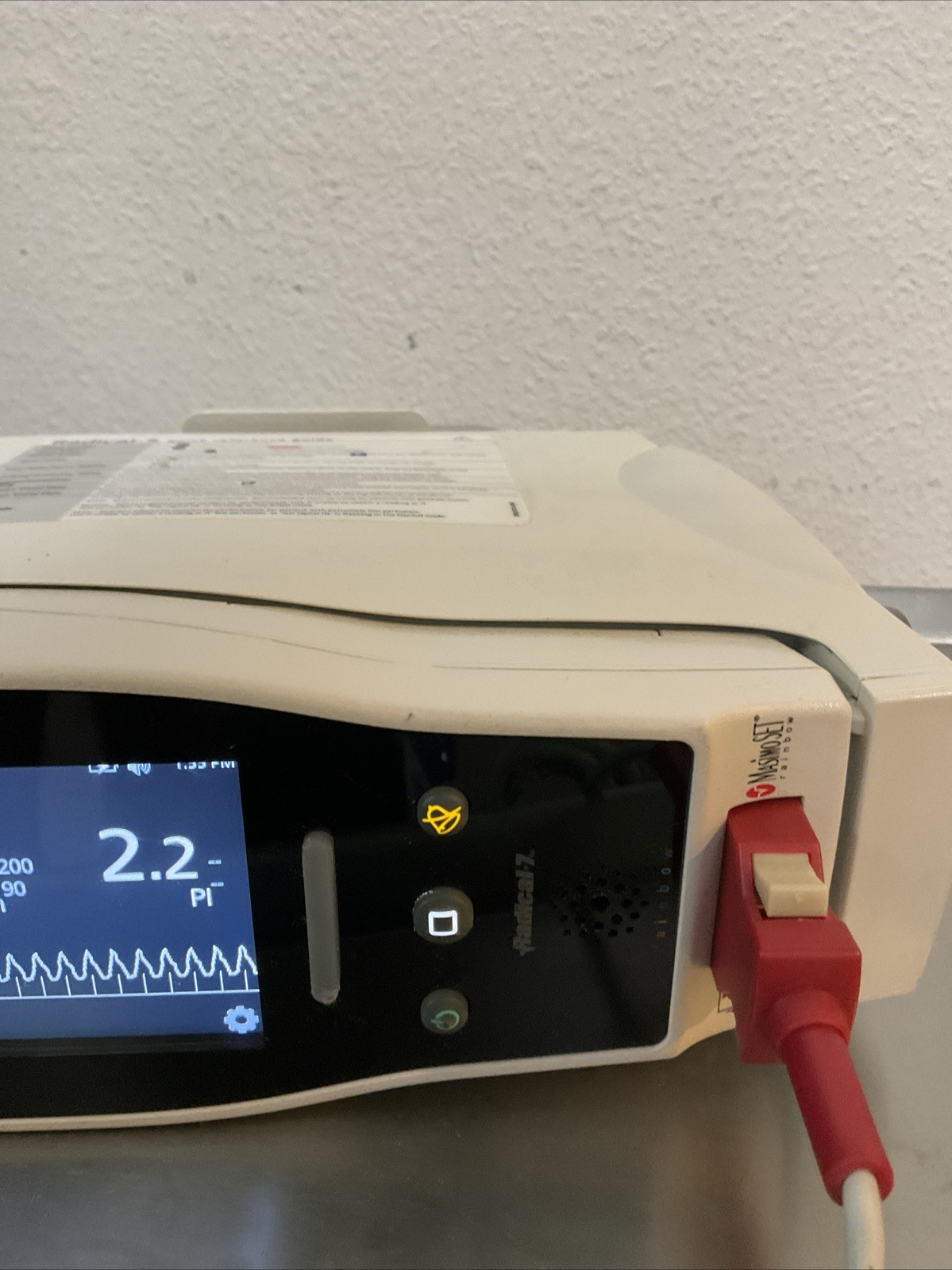 Masimo SET Radical-7 Rainbow Signal Extraction Handheld Pulse CO-Oximeter