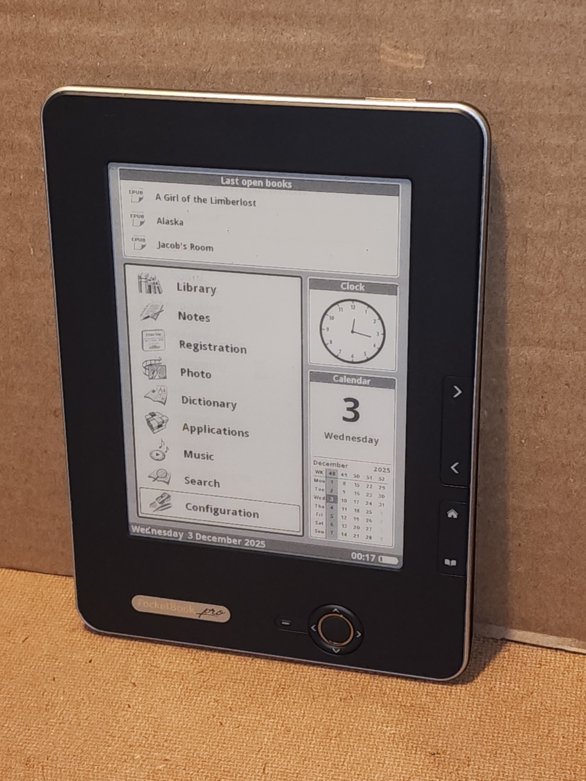 PocketBook Pro 602 E-Reader Eye-Friendly 6» Dark Grey PB602-DY-EN + MicroSD 2GB
