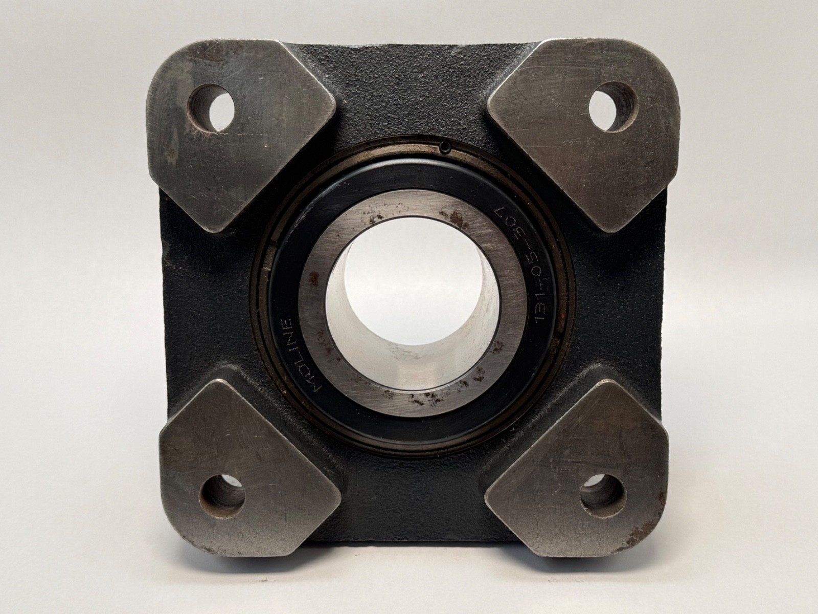 Moline 29111303D Flange Mount Bearing 3-3/16″ID Type E 131-05-307 NPE42138DE