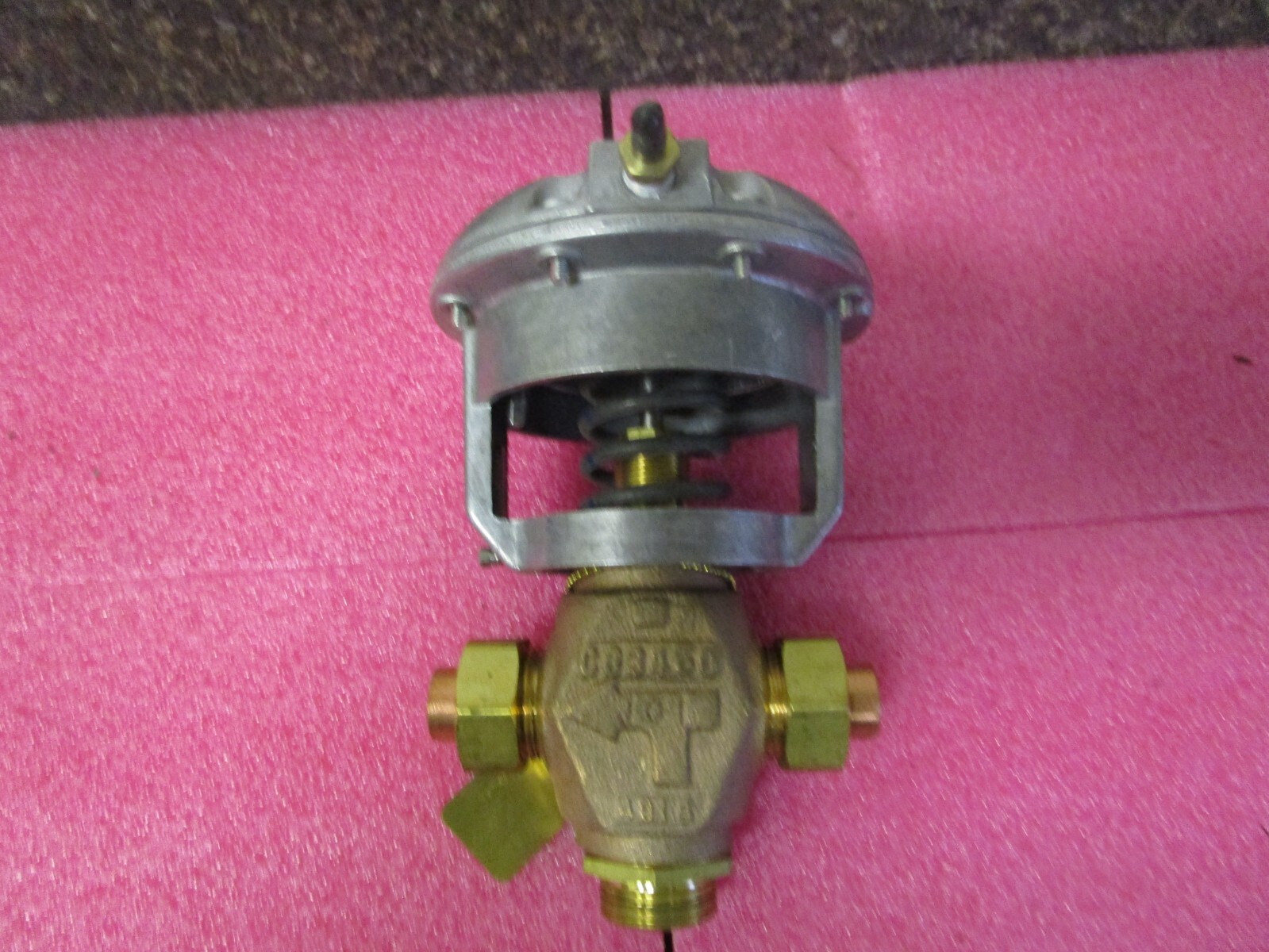 Johnson Controls VG7881ET+3008E Control Valve , 1/2″ NPT with V-3000-8 Actuator