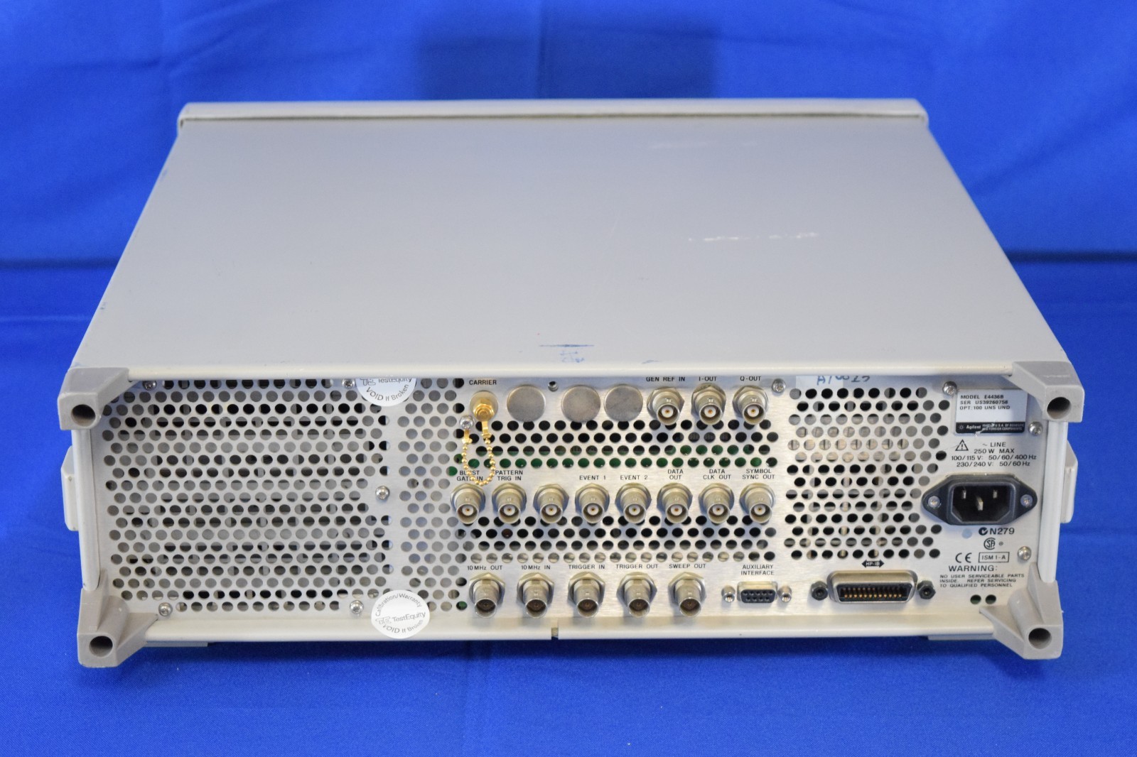 Agilent E4436B /100/UN5/UND ESG-DP Series Signal Generator 250kHz – 3GHz