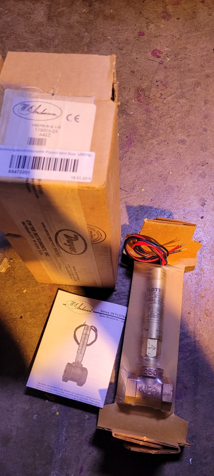 W.E. Anderson V6EPB-B-S-1-B Flotect Mini Size Flow Switch V6EPB 119003-03…