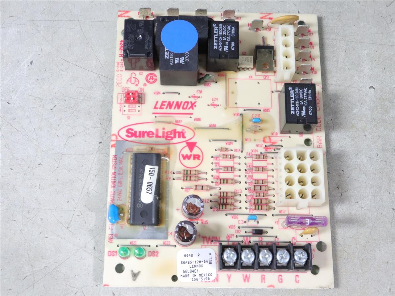 LENNOX SureLight 50A65-120-04 Furnace Control Circuit Board 56L8401
