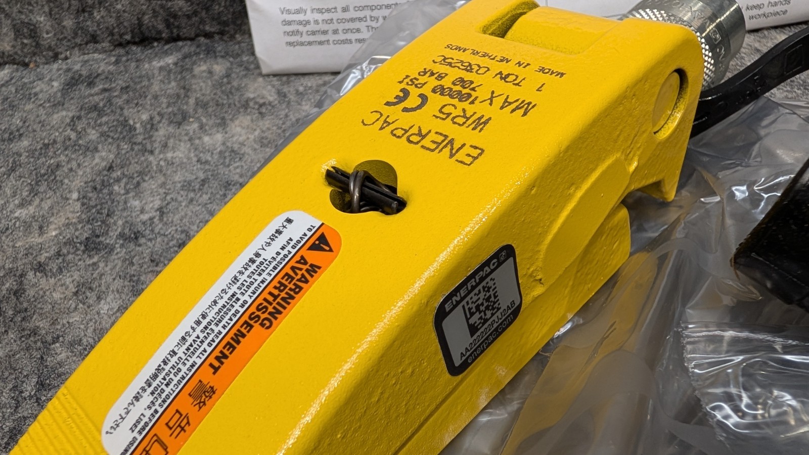 Enerpac WR5 1 Ton Spread Cylinder- Hydraulic Spreader 🔥NEW🔥