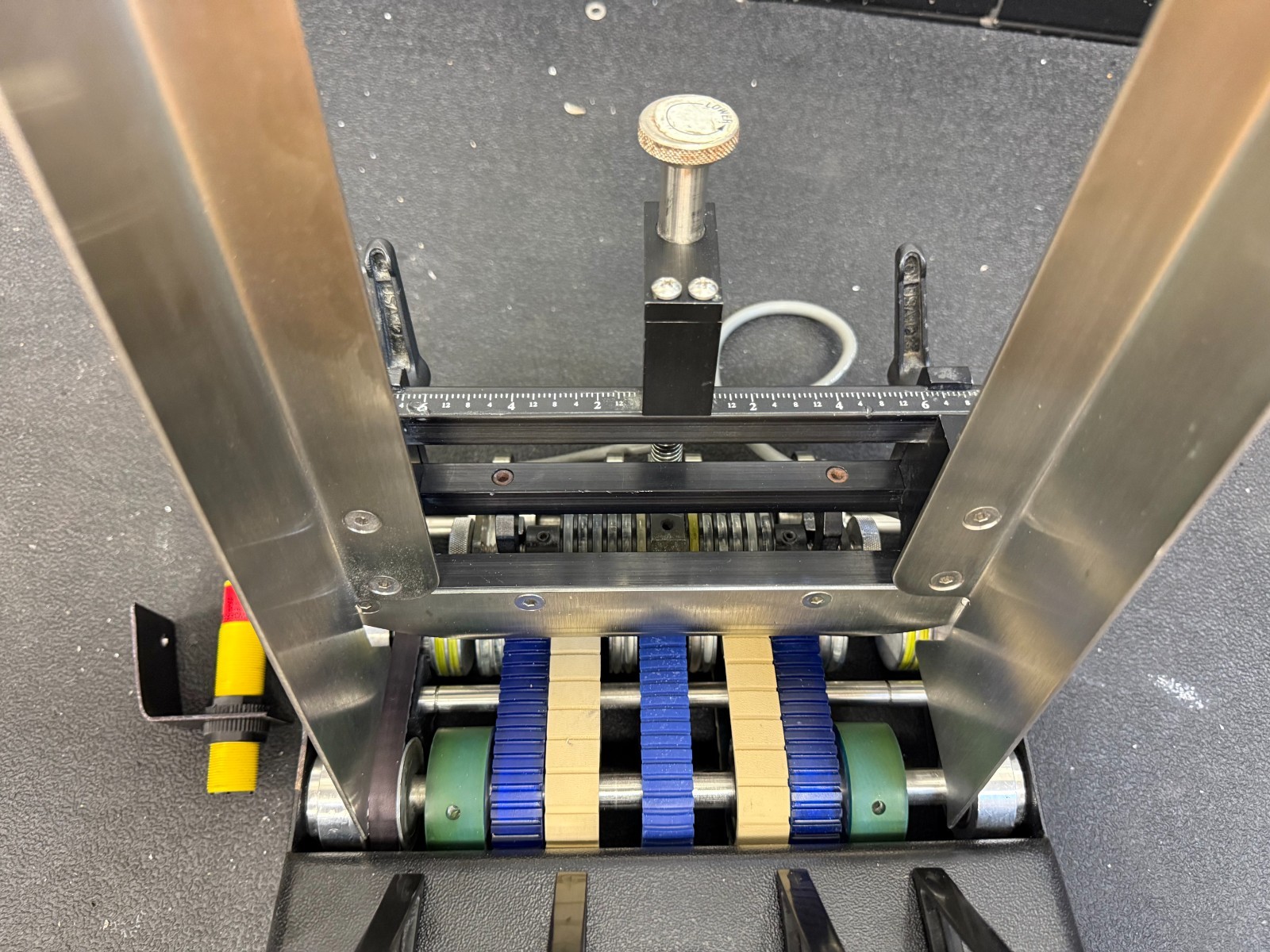 Streamfeeder – Reliant 1500 Document Feeder Mail inserter or stand alone Use