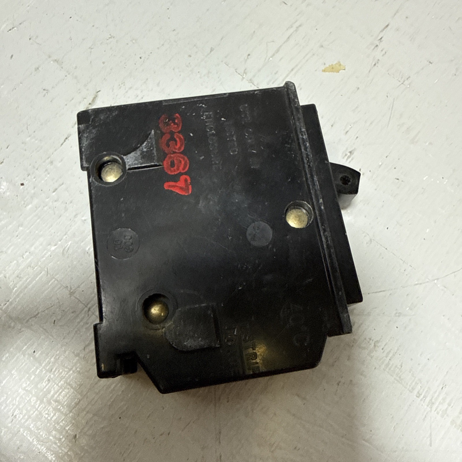 NEW Square D HOM130 1P 30A Breaker 30 Amp Snap H0M130 Single Pole 120/240V NNB