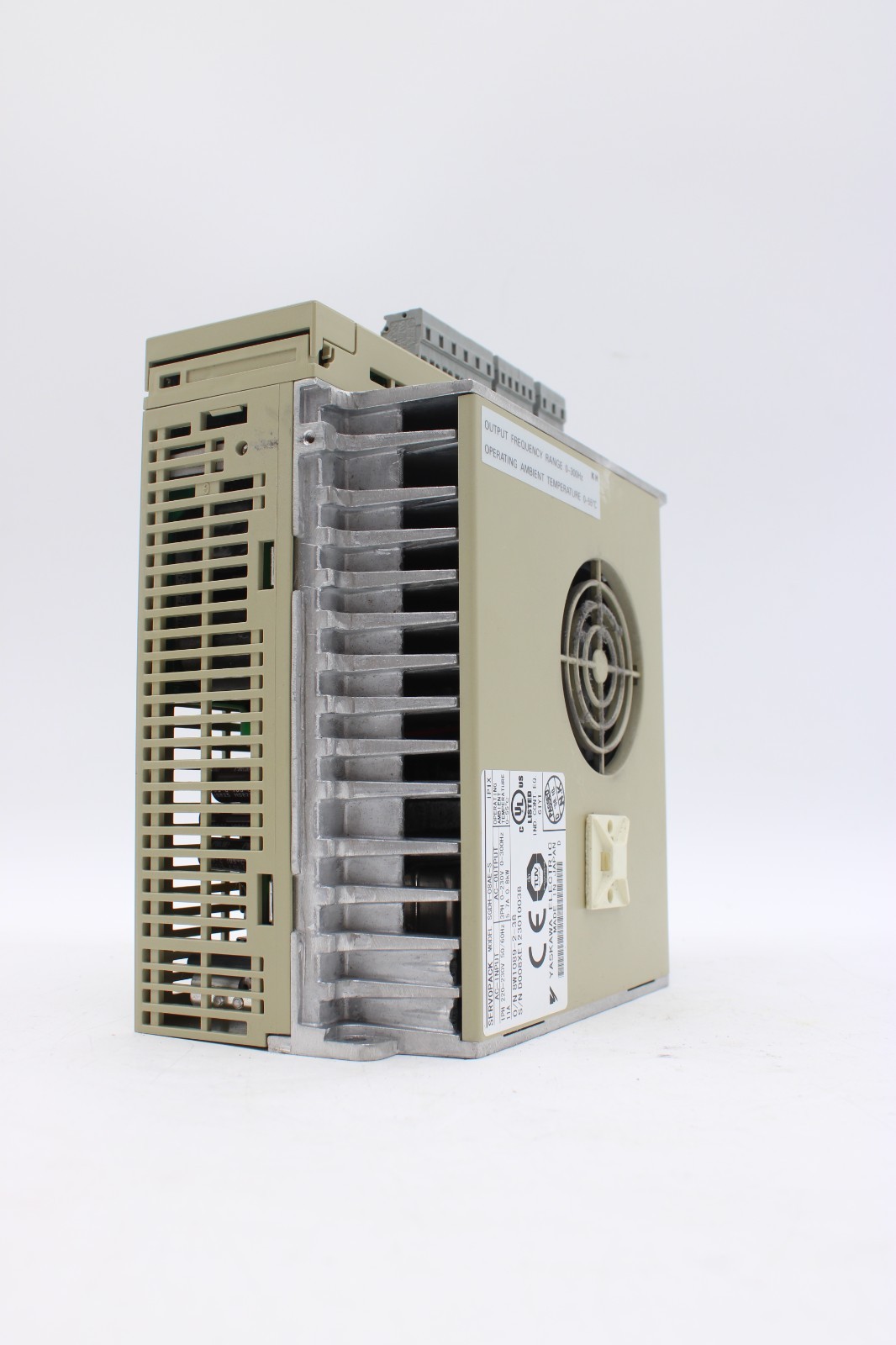 Yaskawa SGDH-08AE-S High-Performance AC Servo Amplifier Drive