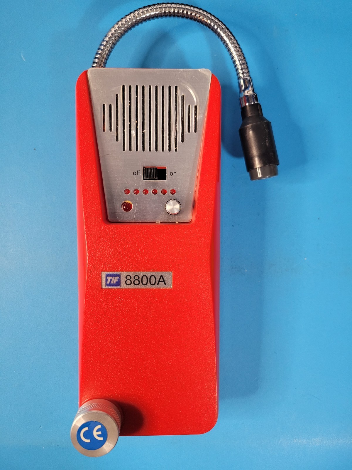 Combustible Gas Detector TIF TIF8800A Leak Tester Meter Tool Used Tested