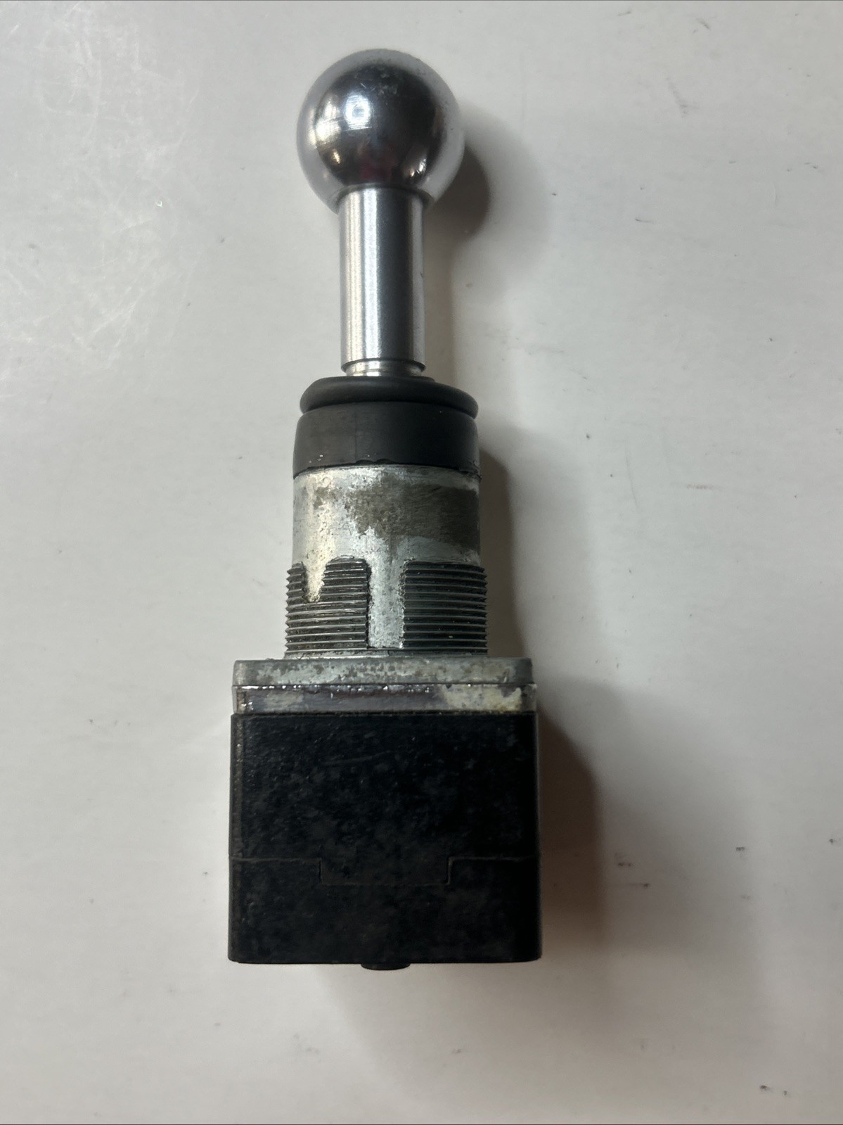 Square D 9001K35 Joystick Operator Type K35 C-65122-006 No Contact Blocks