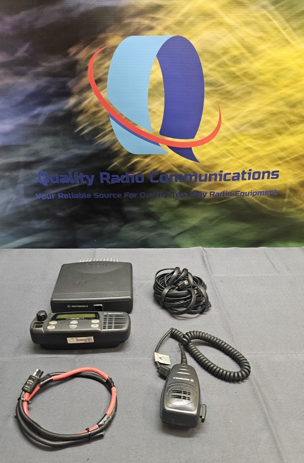 Motorola CDM1250 450-512 MHz UHF 40W Remote Head Two Way Radio AAM25SKD9PW2AN