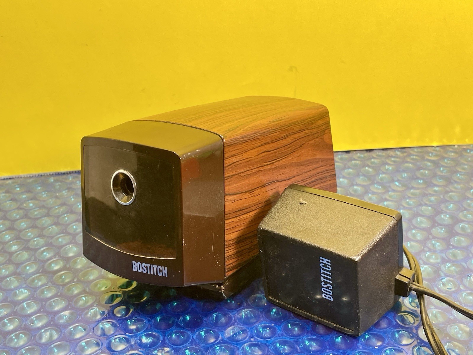 1991 Hong Kong Bostitch Electric Pencil Sharpener Model EPS 5 tested