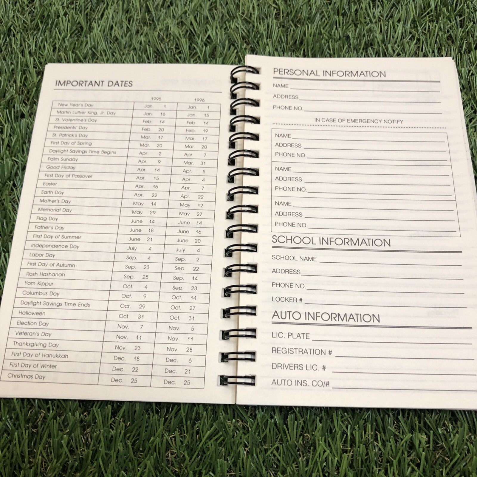 Vintage 1995-97 Michael Stevens 12 Months Spiral Mini Planner 6”x4”clean