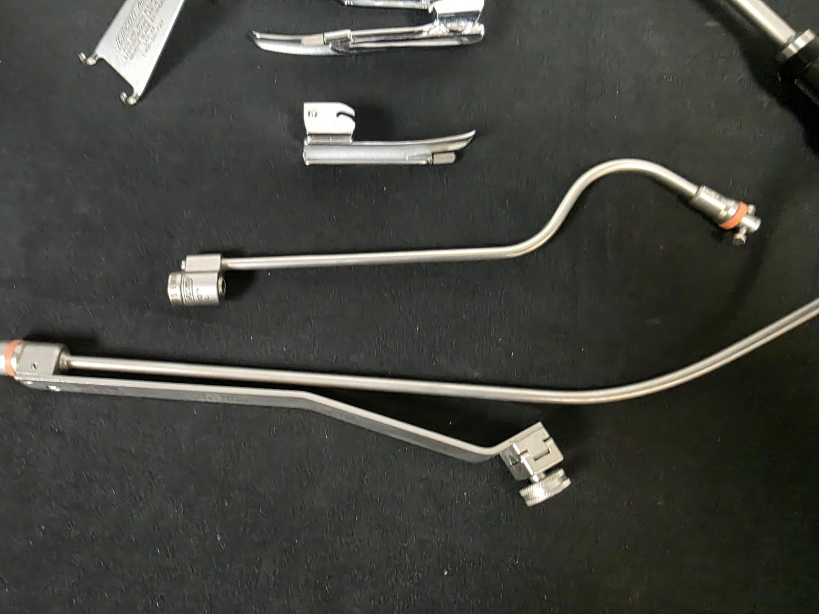 Circon ACMI Lars AL Long Adult Laryngoscope Set w/ Case