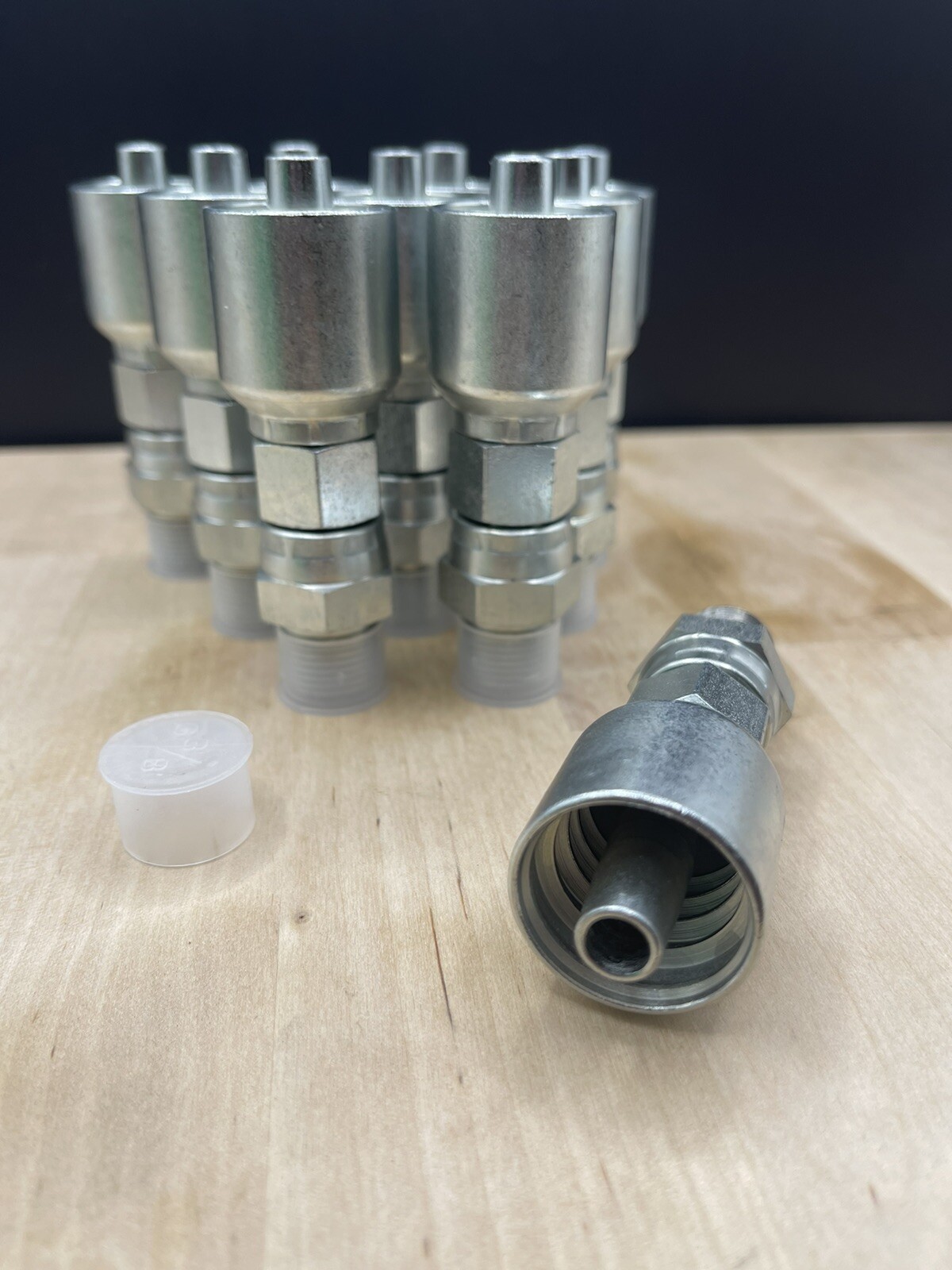 10 Pack Aftermarket Parker Series 43 11343-6-6 3/8″ NPT Male Swivel – 3/8″ Hose