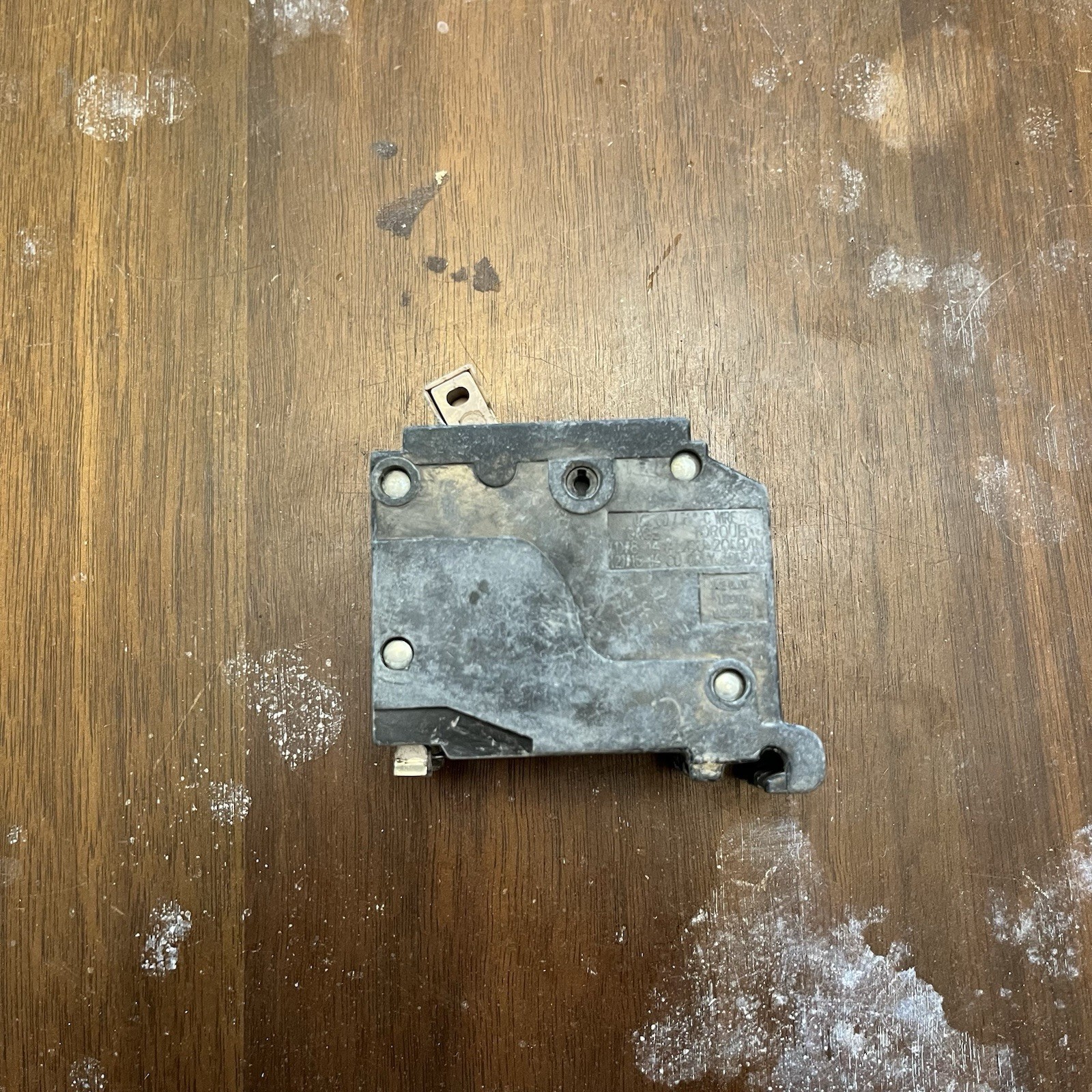 Cutler Hammer EATON CH230 2 Pole 30 Amp 120/240V Circuit Breaker Flaw