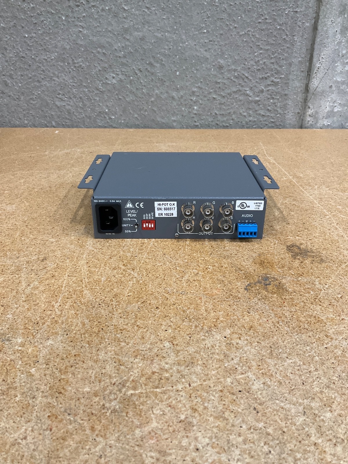 EXTRON RGB 150xi UNIVERSAL15-PIN HD INPUT COMPUTER INTERFACE