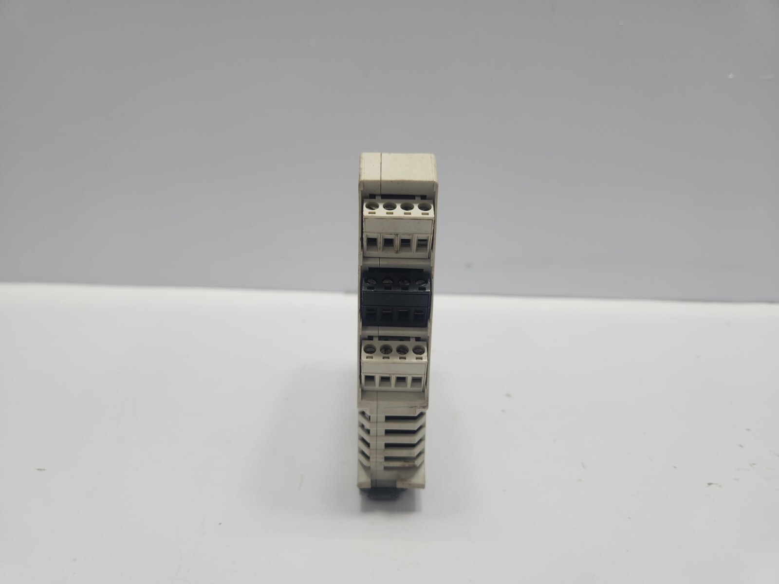 PLEIGER ELEKTRONIK IO 8/8/4 INPUT/OUTPUT MODULE 9341100300