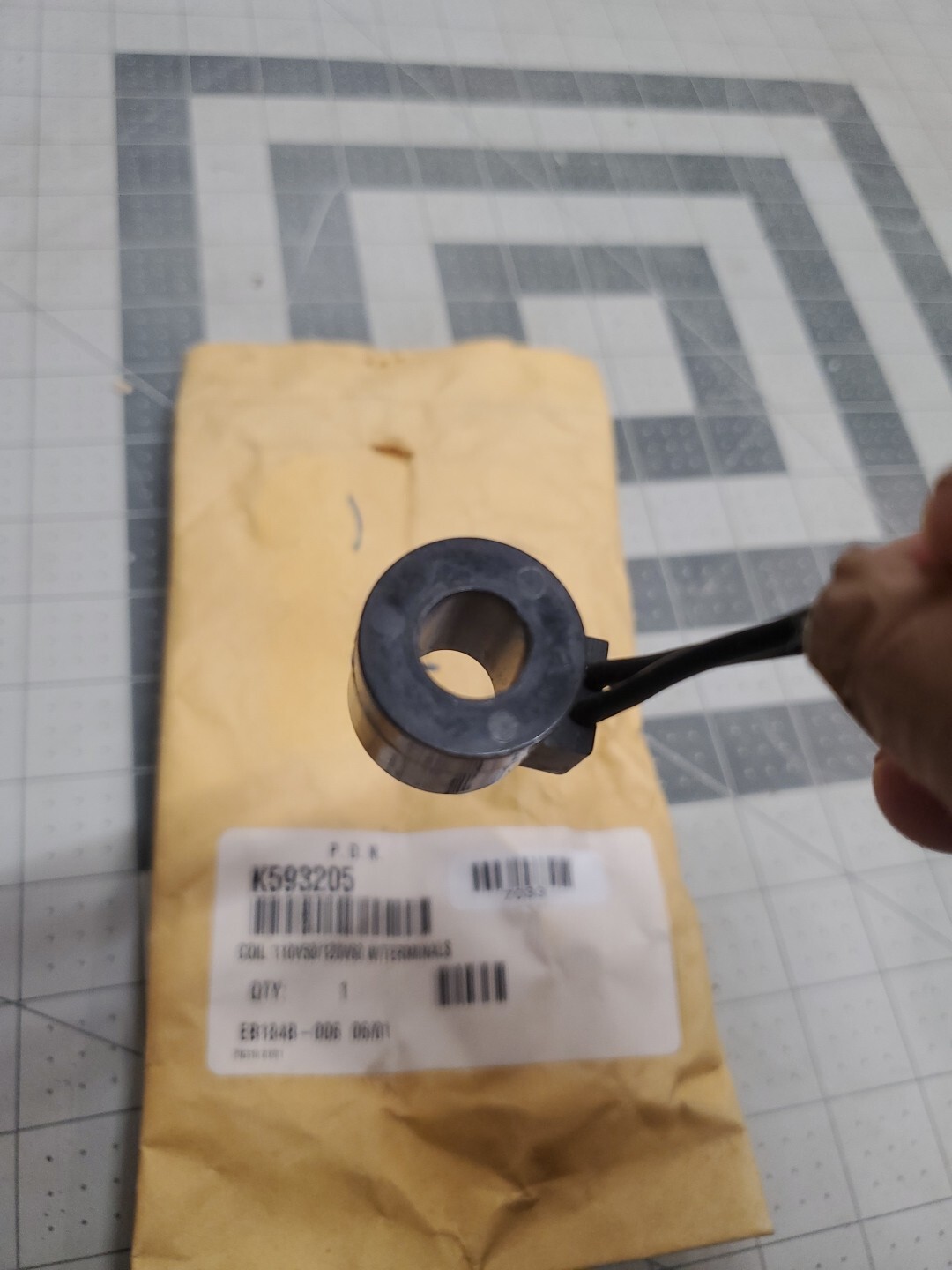 PARKER K593-204 K593205 5195 120V NEW