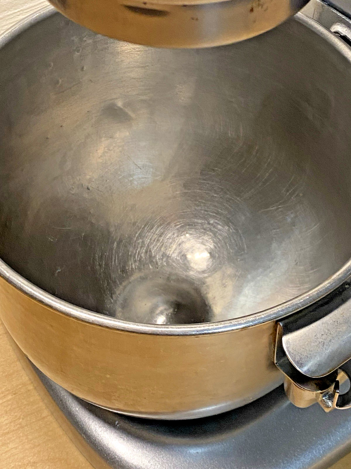 Hobart N50 Mixer Commercial Countertop 5 Quart 3 Speed + Paddle Whip Dough Hook