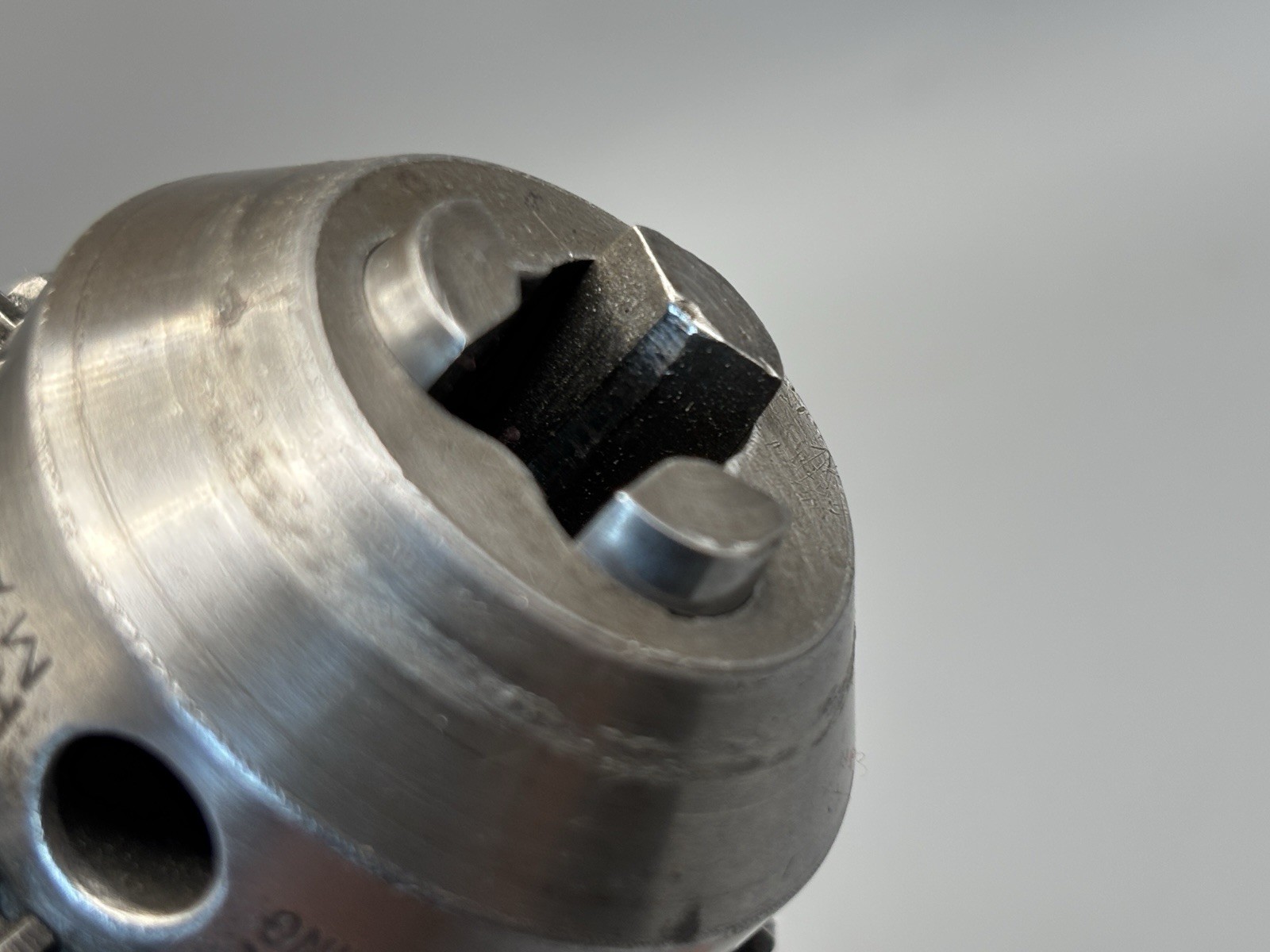 Jacobs 14N Ball Bearing Super Chuck 0″-1/2″ Capacity with Bridgeport R8 Shank