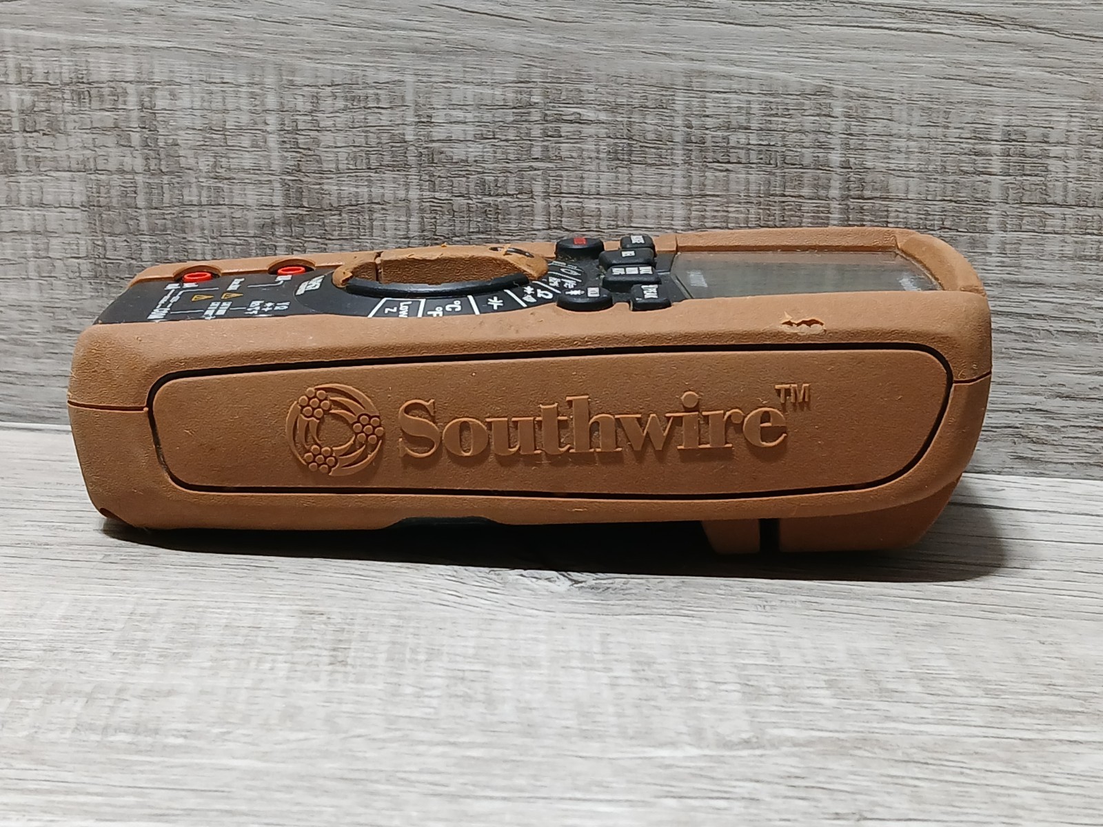 Southwire 14070T TechnicianPRO Cat IV 600V True RMS Precision Multi-Meter