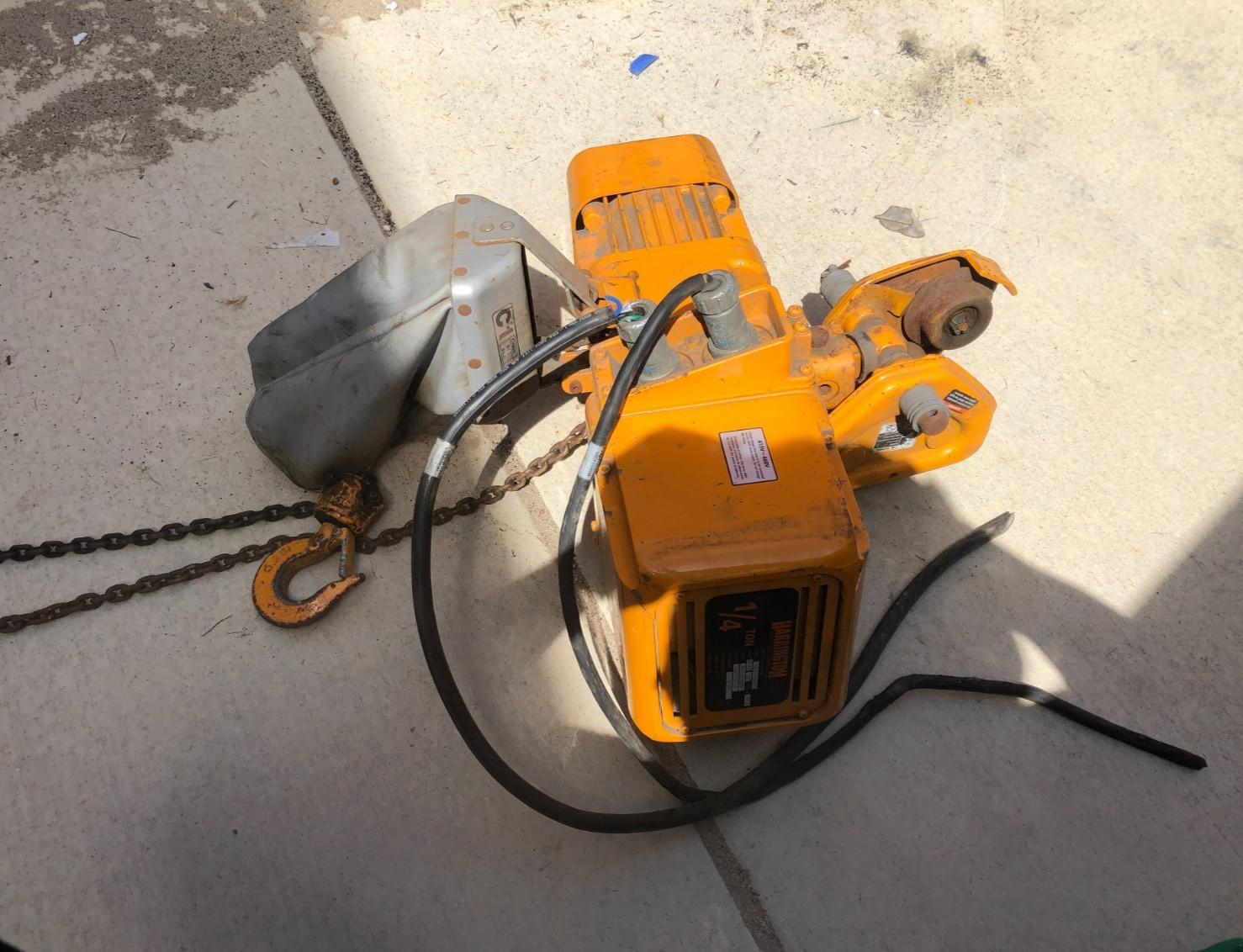 Harrington 1/4 Ton 500 lbs Electric Chain Hoist 110v