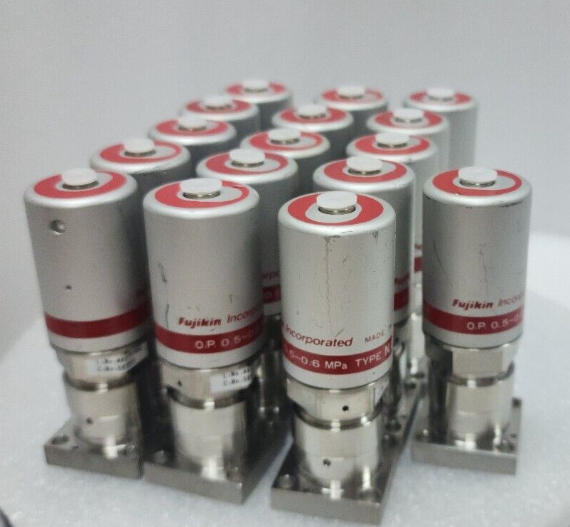 Lot of 16 Lam 766-197844-003 Rev C, Fujikin 565602 O.P 0.5~0.6 MPa Type NC,97068