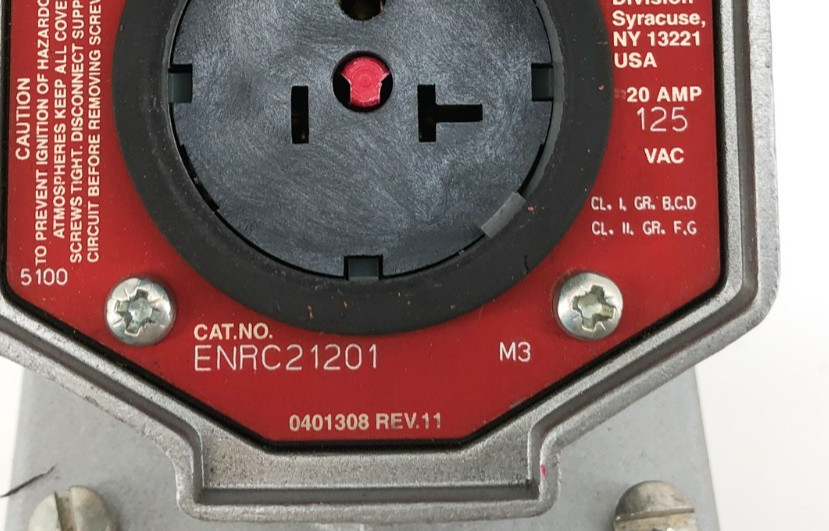 New Crouse Hinds ENRC21201 Explosion Proof Receptacle 20A 125VAC – No Box