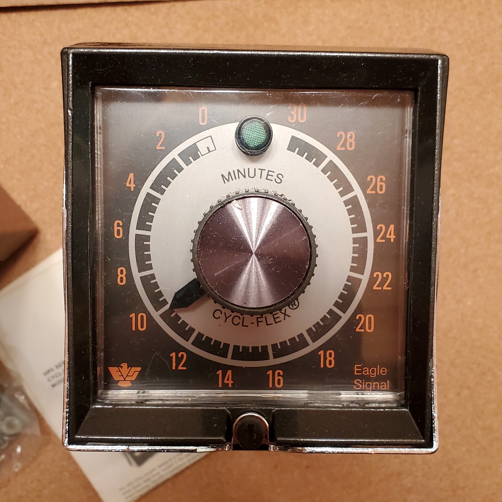 Eagle Signal Controls HPS Series CYCL-FLEX Reset Timer Model 10 30 Minutes – NEW