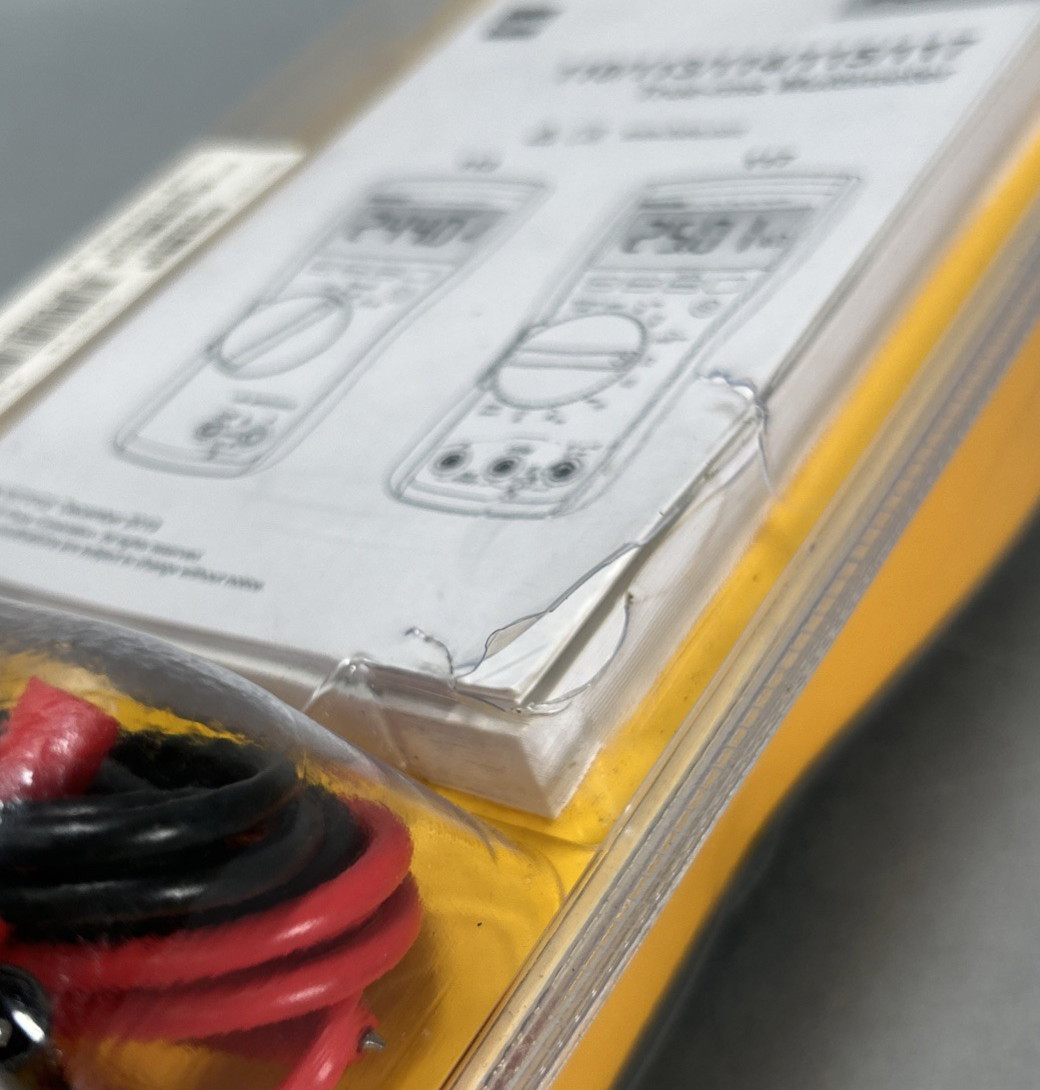Fluke 110 Plus Electrical True-rms Dig Display Multimeter 10 Amp 600 V NEW