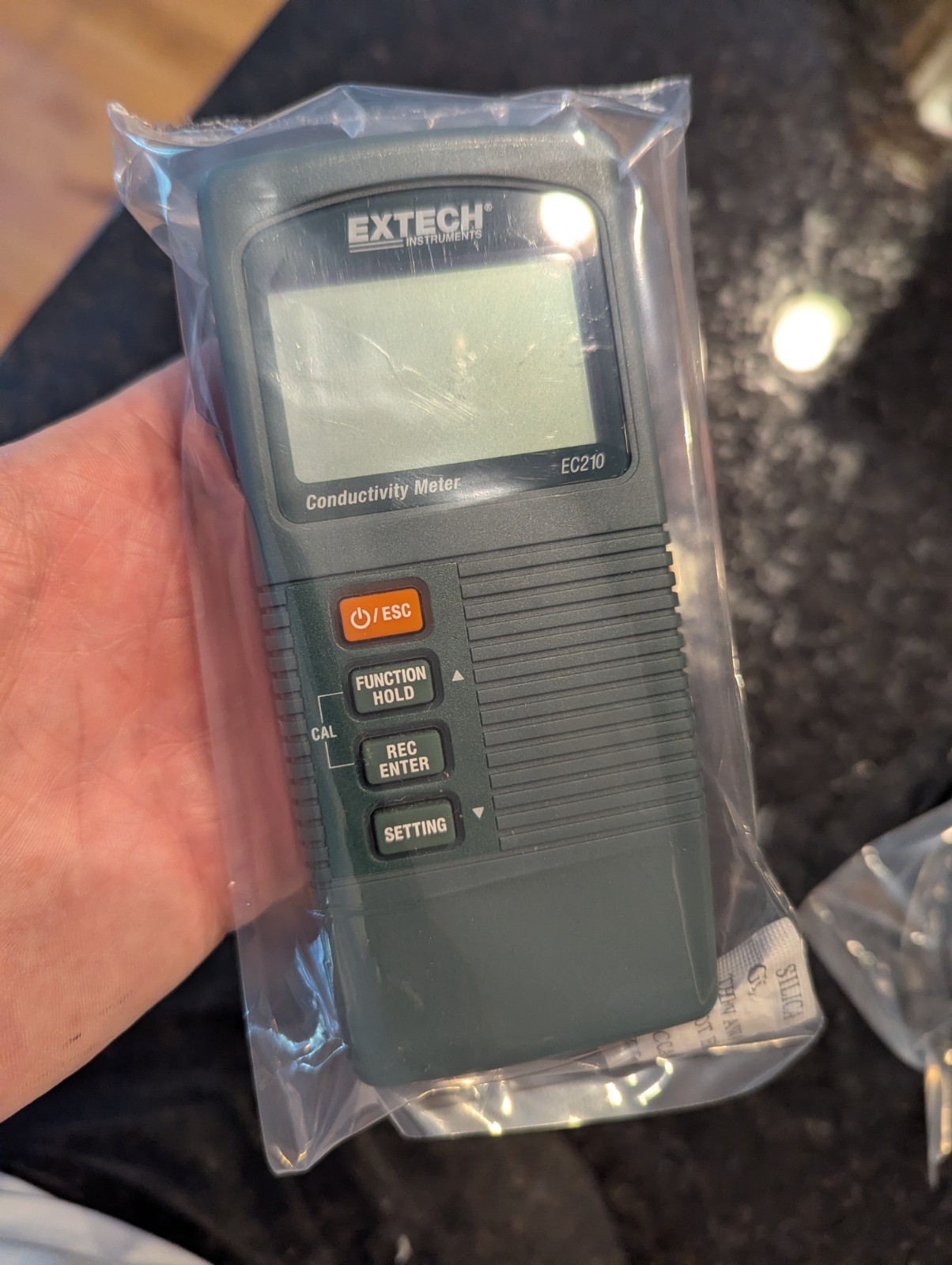 Extech EC210: Conductivity/TDS Meter, Handheld, Compact