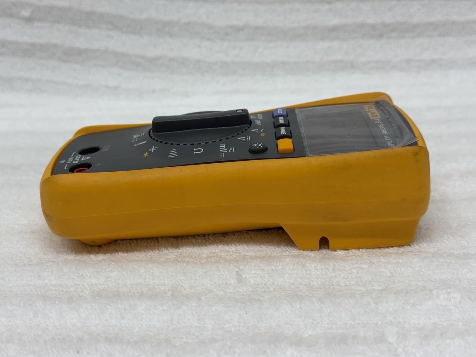 FLUKE 116/323 Kit HVAC Multimeter and Clamp Meter Combo Kit C2