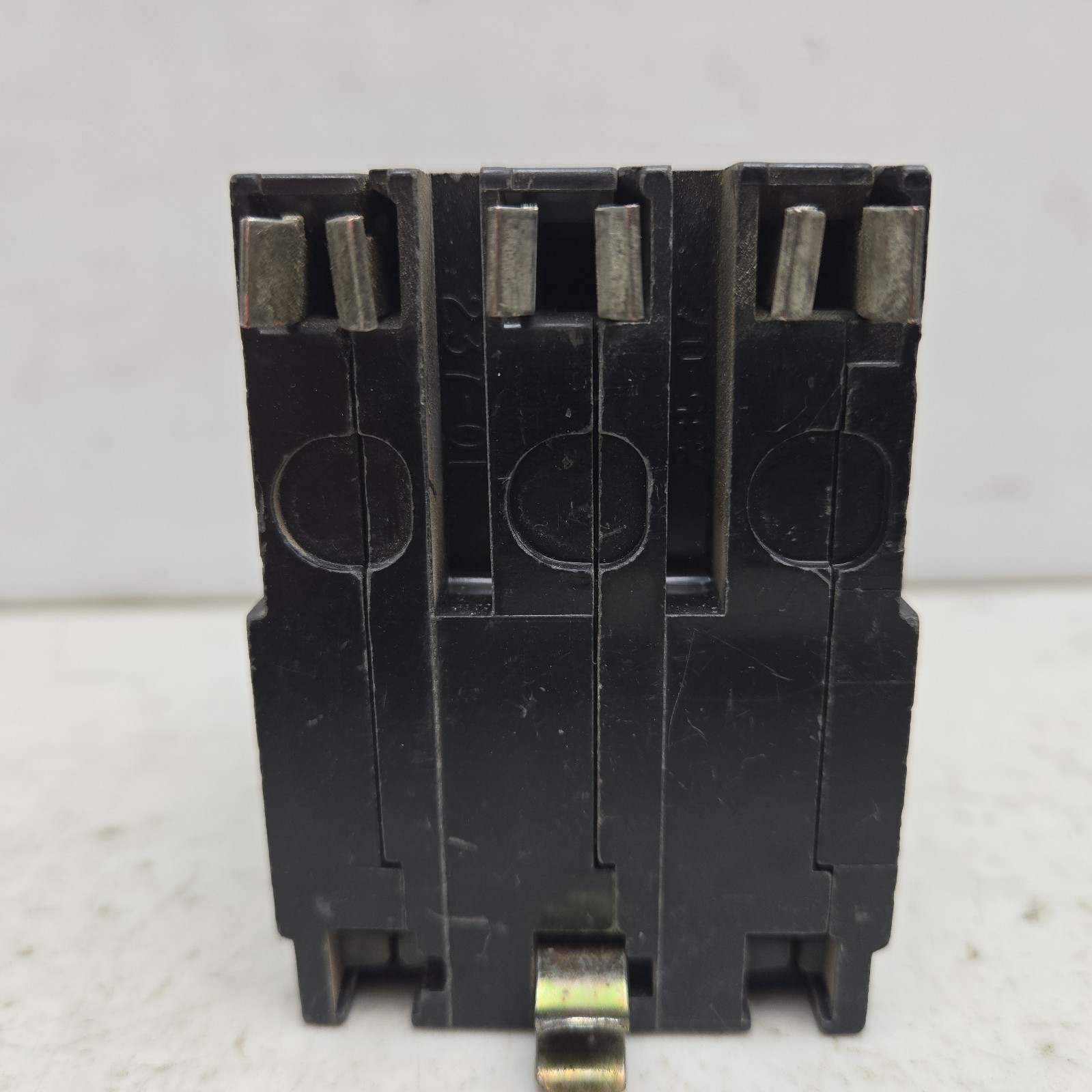 Mixed Lot of 3 Pole Circuit Breakers 100A 60A 30A Square D Ge See Pictures