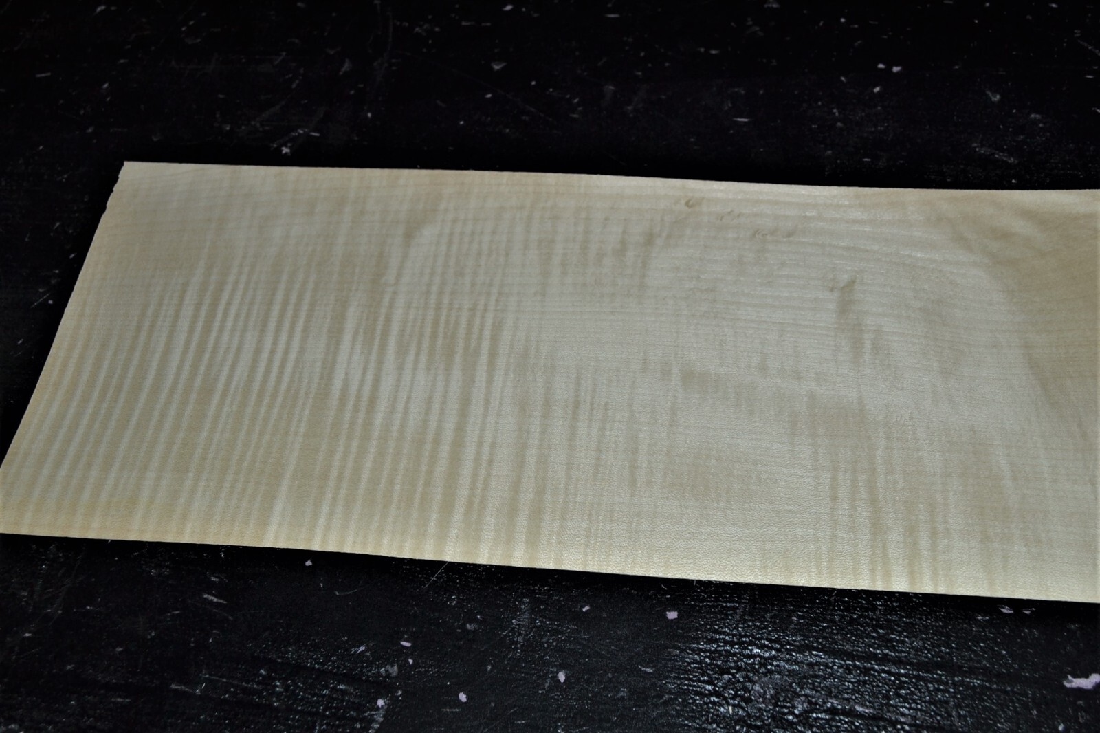 Curly Maple Raw Wood Veneer Sheet 8.5 x 21 inches 1/42nd 4665-91