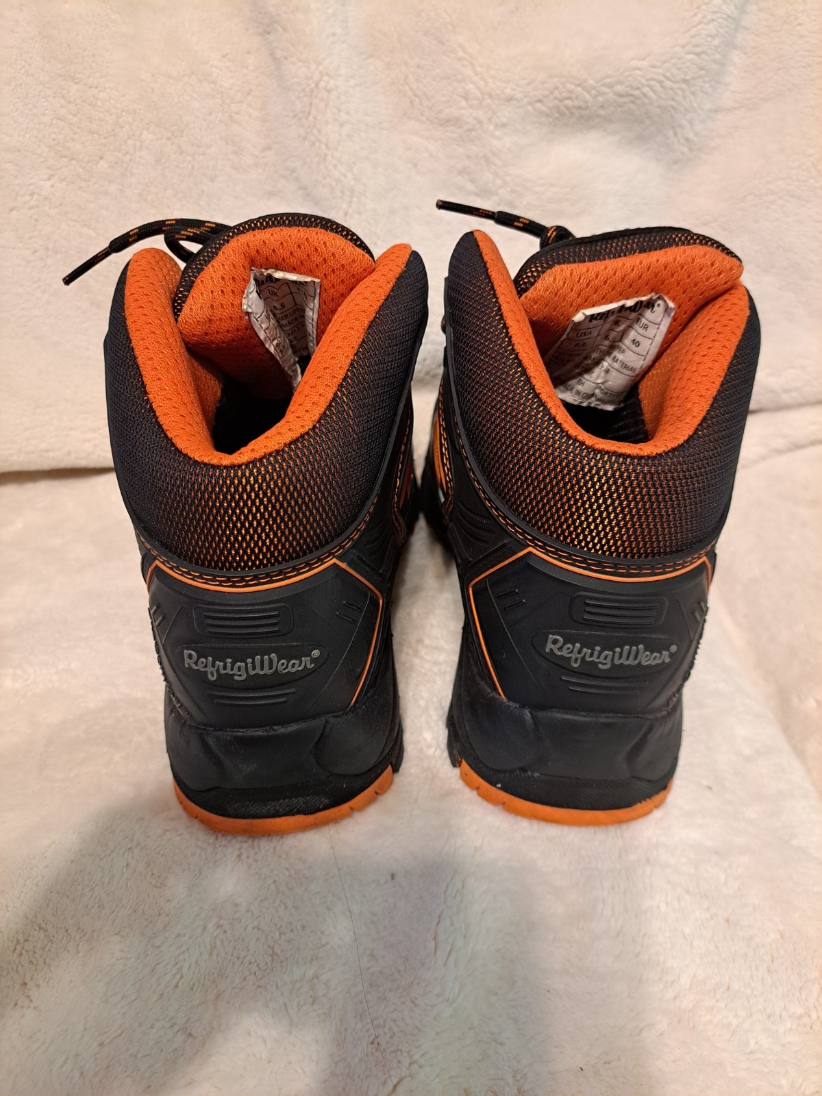 RefrigiWear Waterproof Metal-Free Steel Toe Work Boots Black/Orange Size 7.5