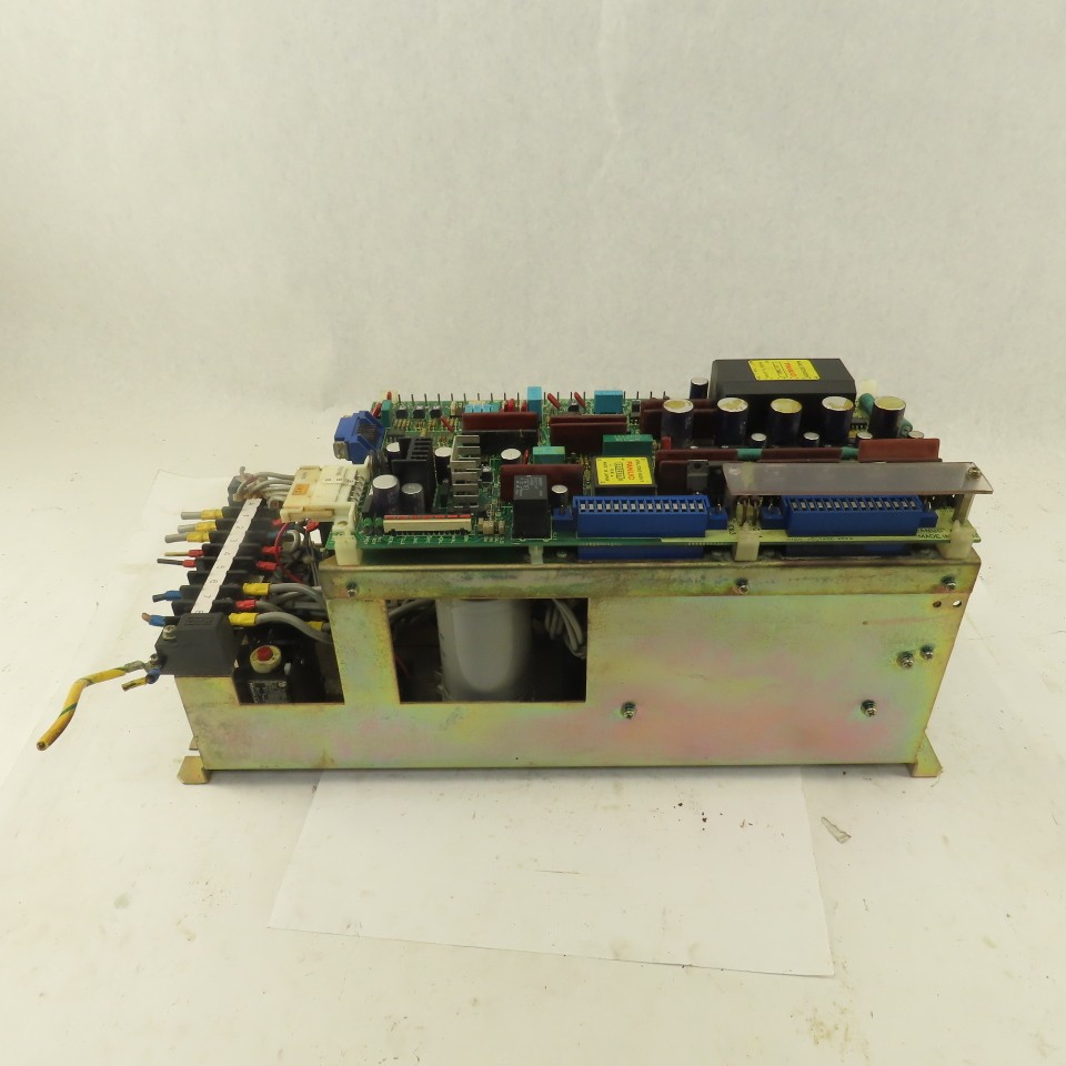 Fanuc A06B-6047-H002 A20B-0009-0320/012D Velocity Control Unit