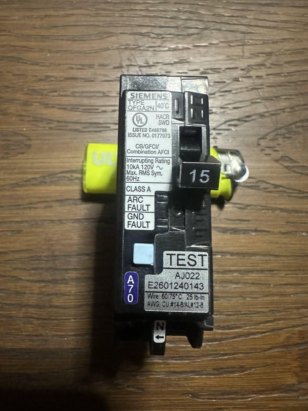 Siemens Q115DFN 15A 120V Plug-In Circuit Breaker