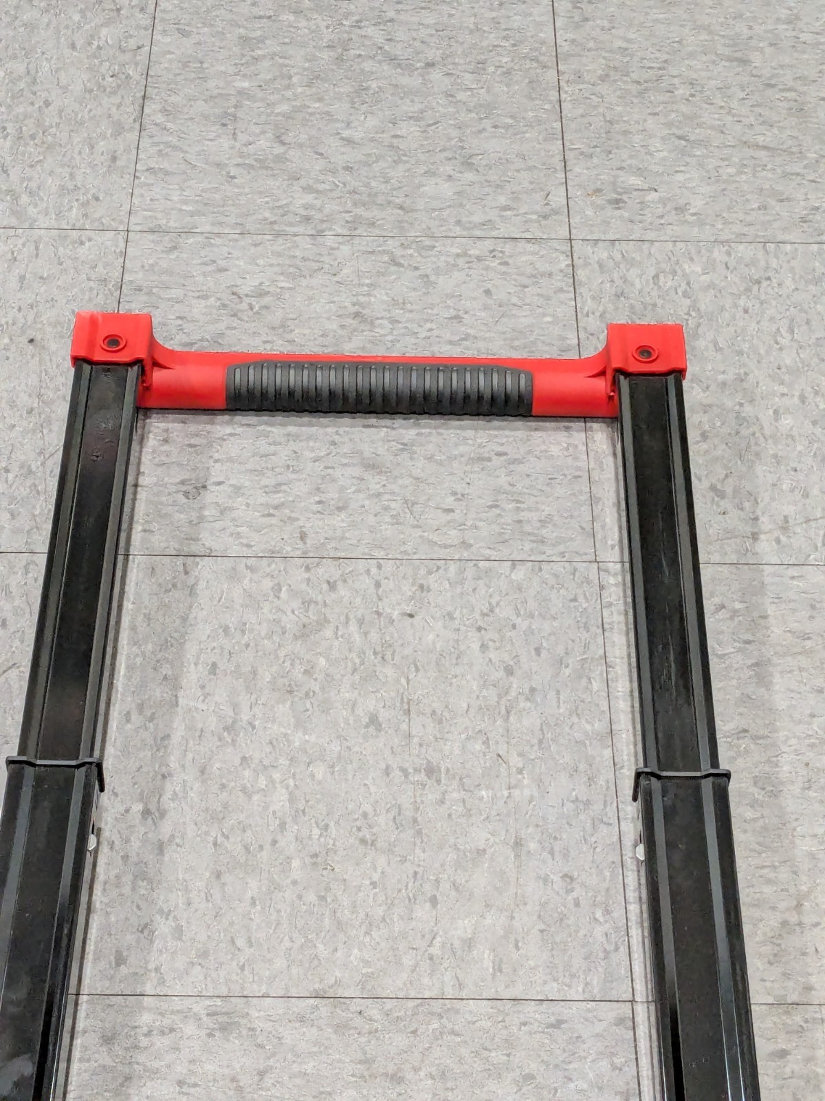 Milwaukee Tool 48-22-8027 Low-Profile Handle For Packout Rolling Tool Box DAMAGE
