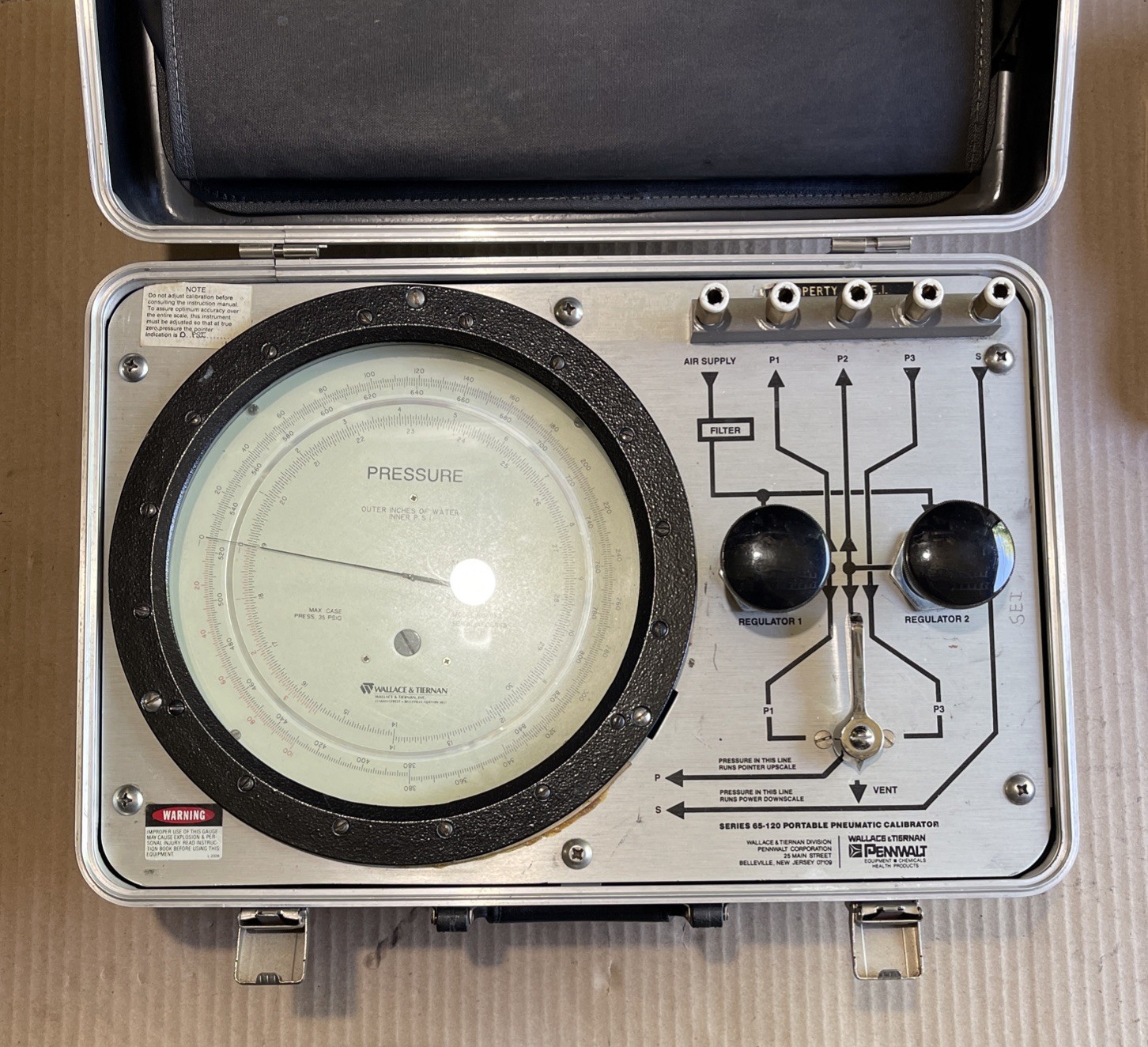 Wallace & Tiernan 65-120 Portable Pneumatic Calibrator Pennwalt Corporation