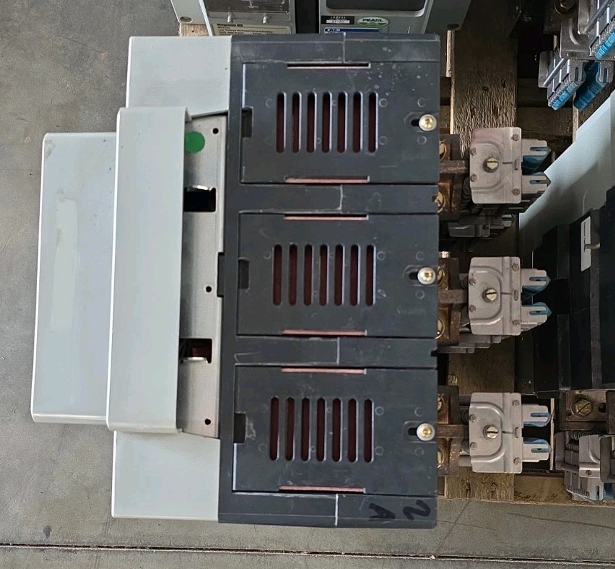 EATON Magnum DS MDSC08 Breaker 800 Amp w/ 11ARMLSI Digitrip