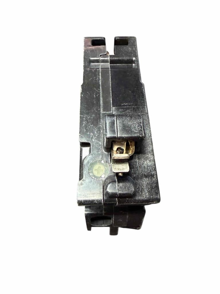 Siemens QA120AFCN 20A 1 Pole Combination Type Plug-On Neutral Circuit Breaker