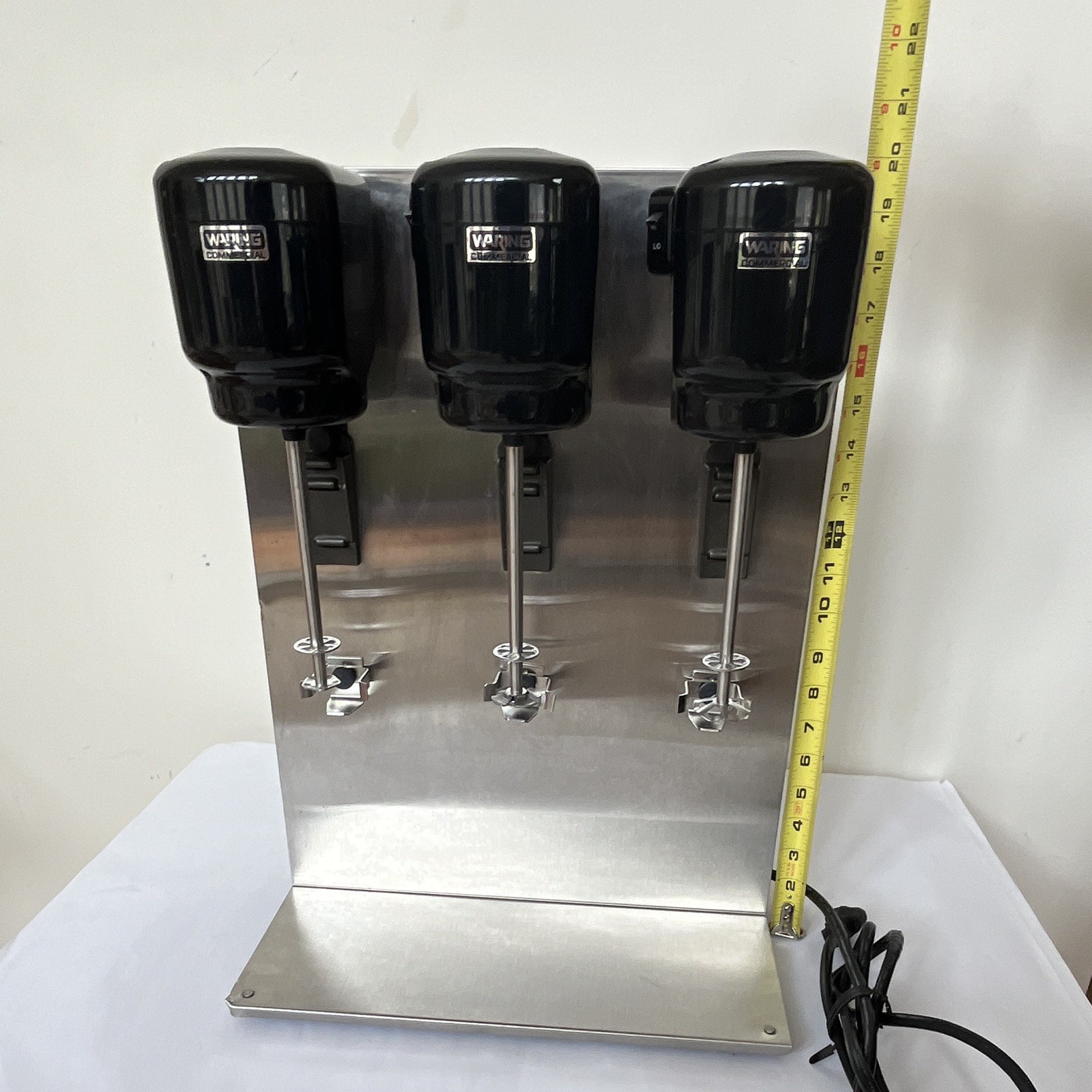 Waring Commercial 31DM78 3-Spindle Freestanding Milkshake Drink Mixer