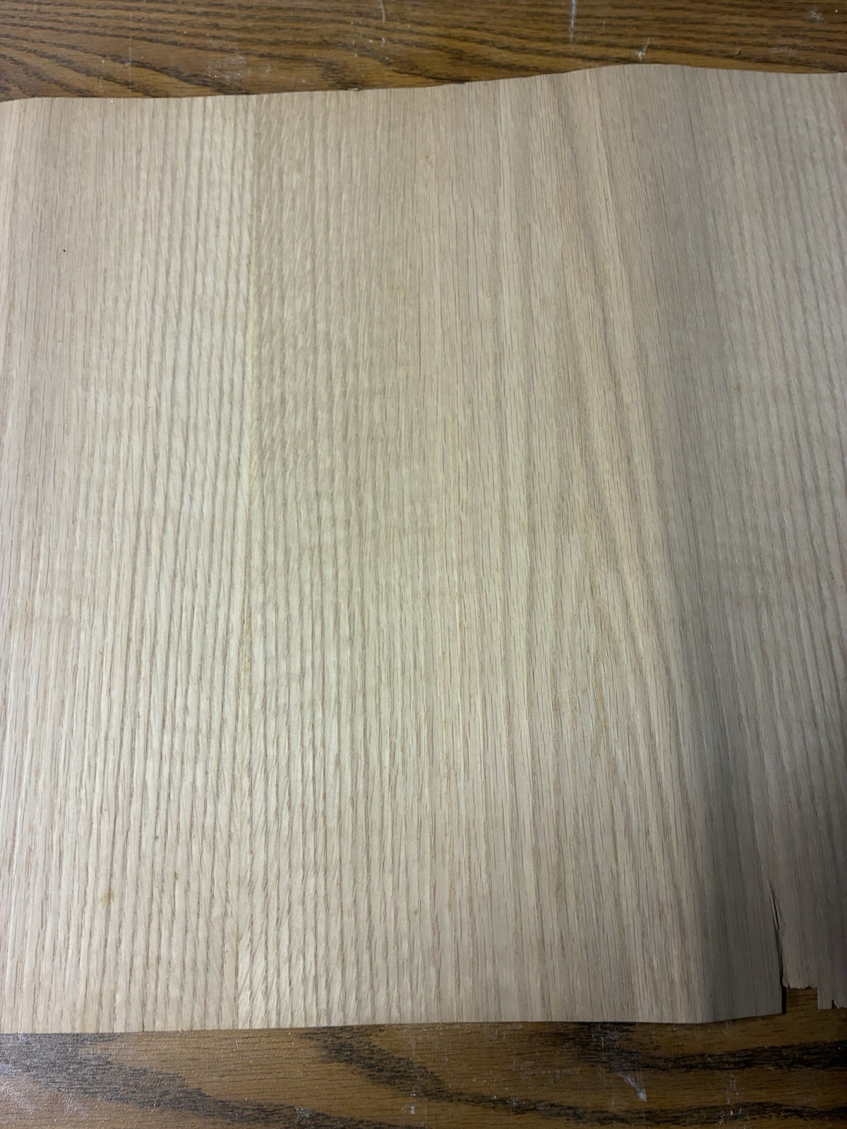 Red Oak Wood Veneer Remnant, Paper backed Sheet 16 In x 27 In 0.5 Mm (1/64)Thick