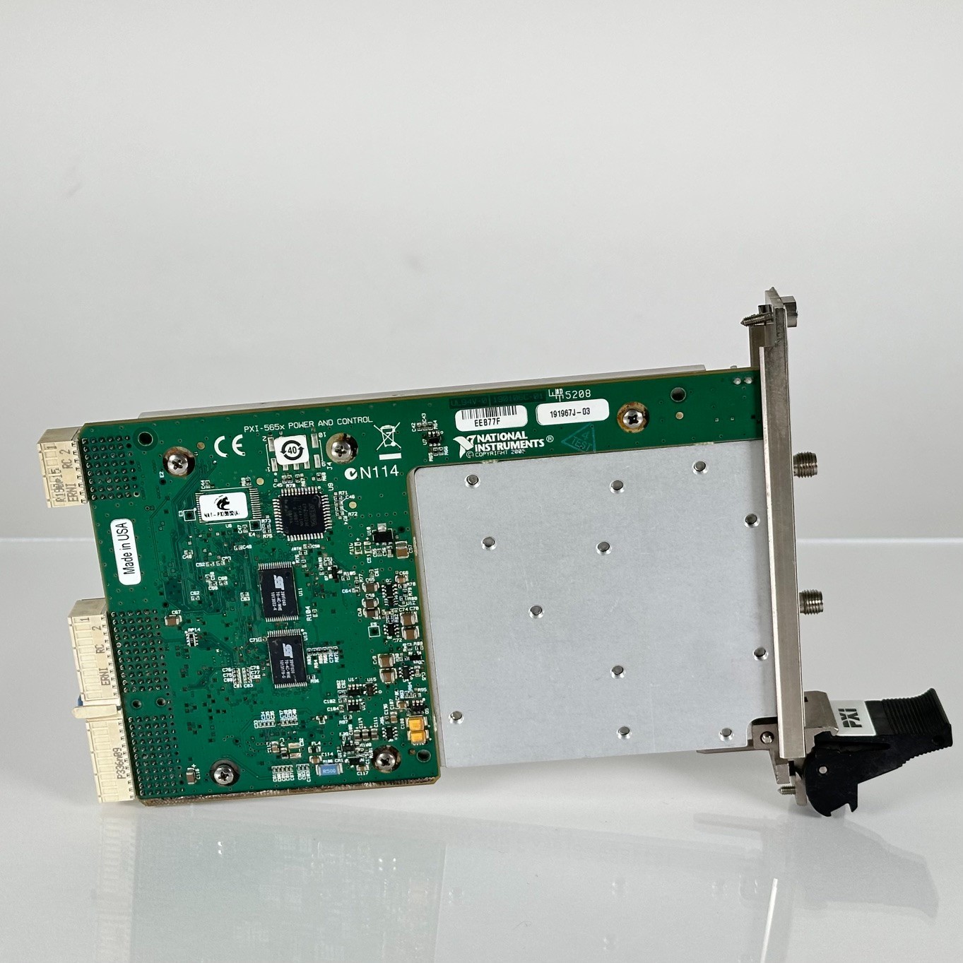 National Instruments NI PXI-5652 500 kHz-6.6 GHz RF Signal Generator Module