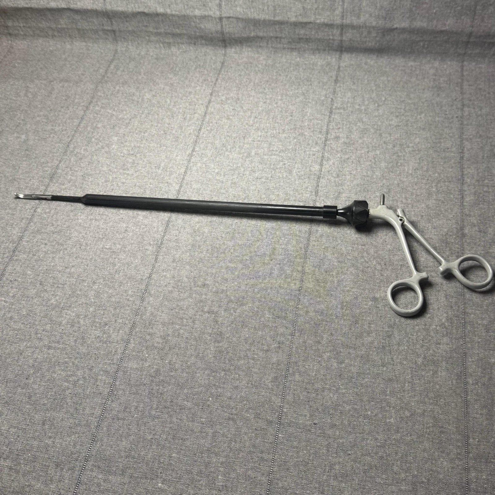 Laparoscopic Grasper Endoscopic Long Shaft Surgical Instrument Black Handle